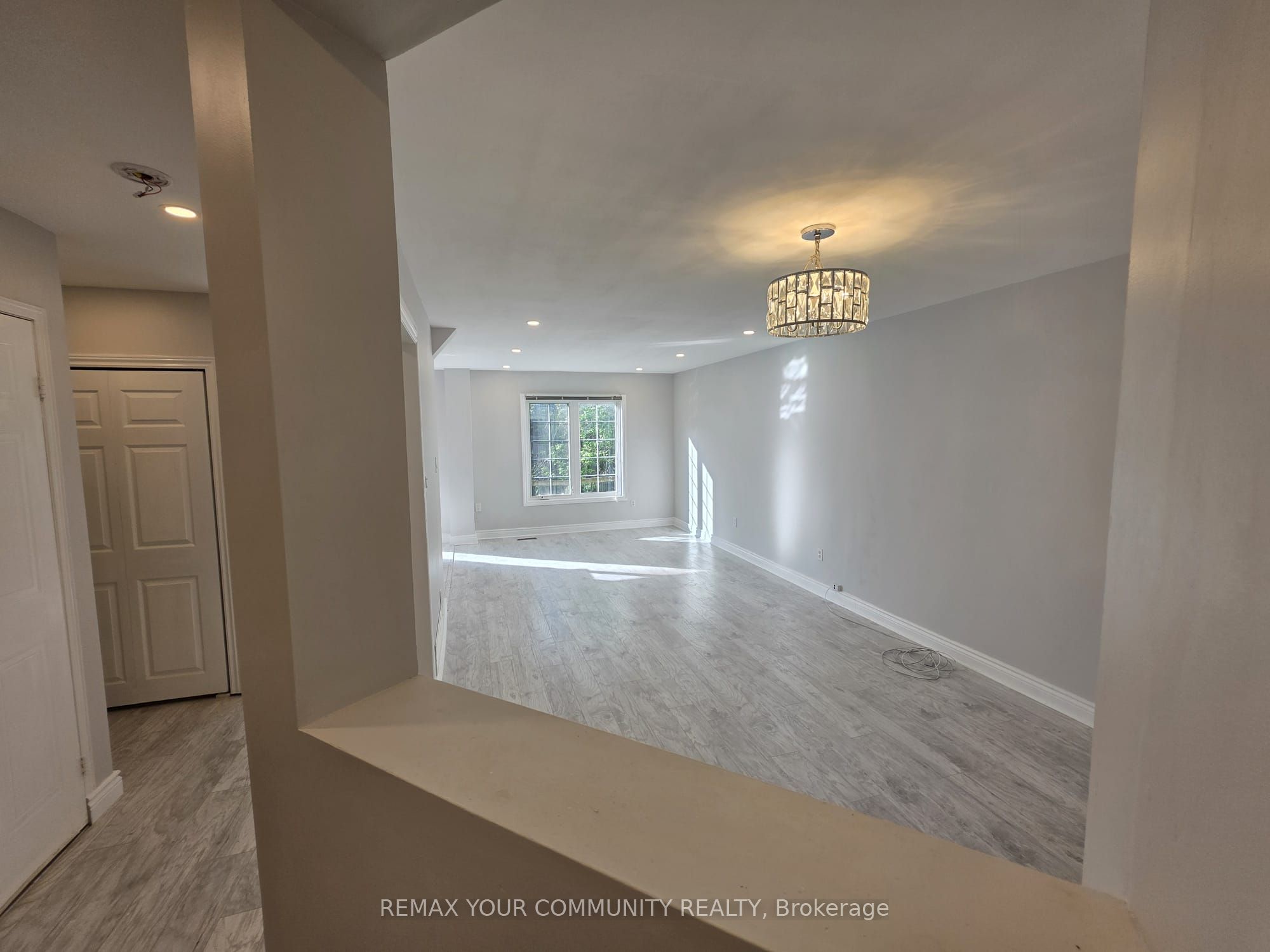 62 Deverill Crescent, Ajax, ON, L1T 1S6 photo 2