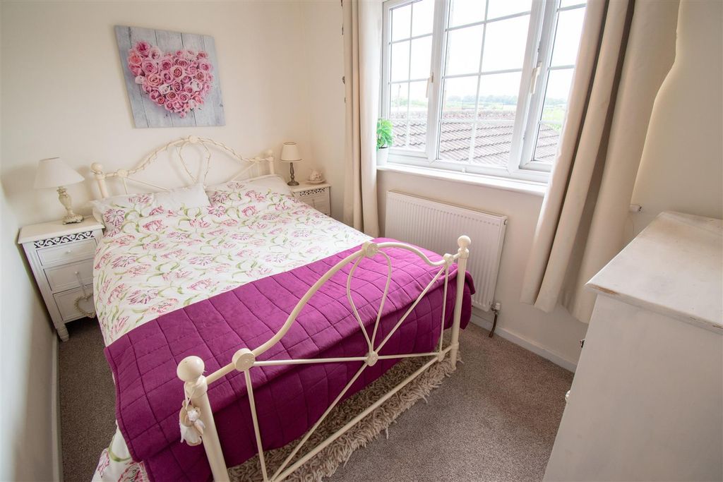 Additional image 20 of 5 bed detached house for saleMilldale Close, Marehay, Ripley DE5