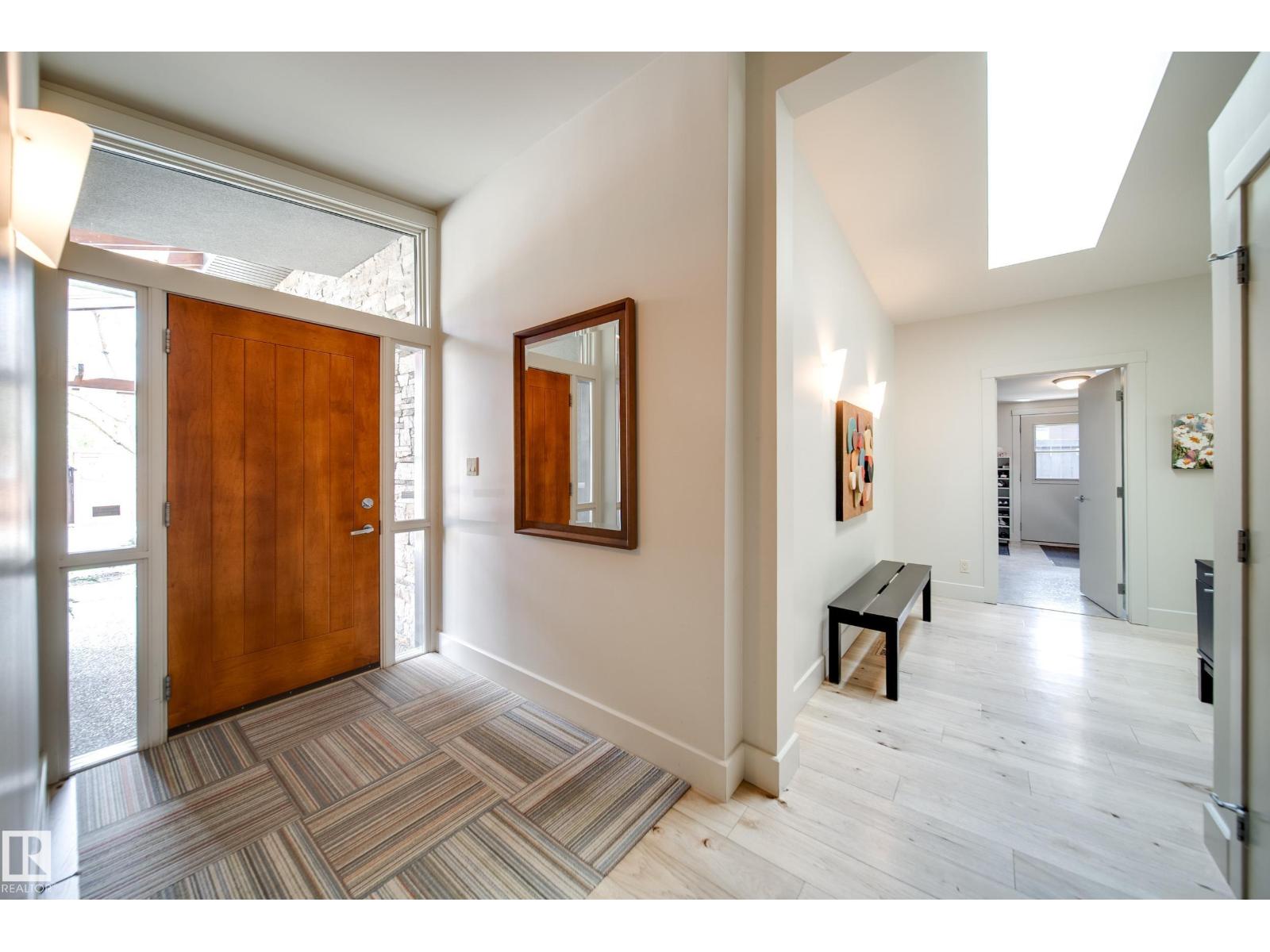 14511 Mackenzie Drive NW, Edmonton, AB, T5R5W1 photo 3