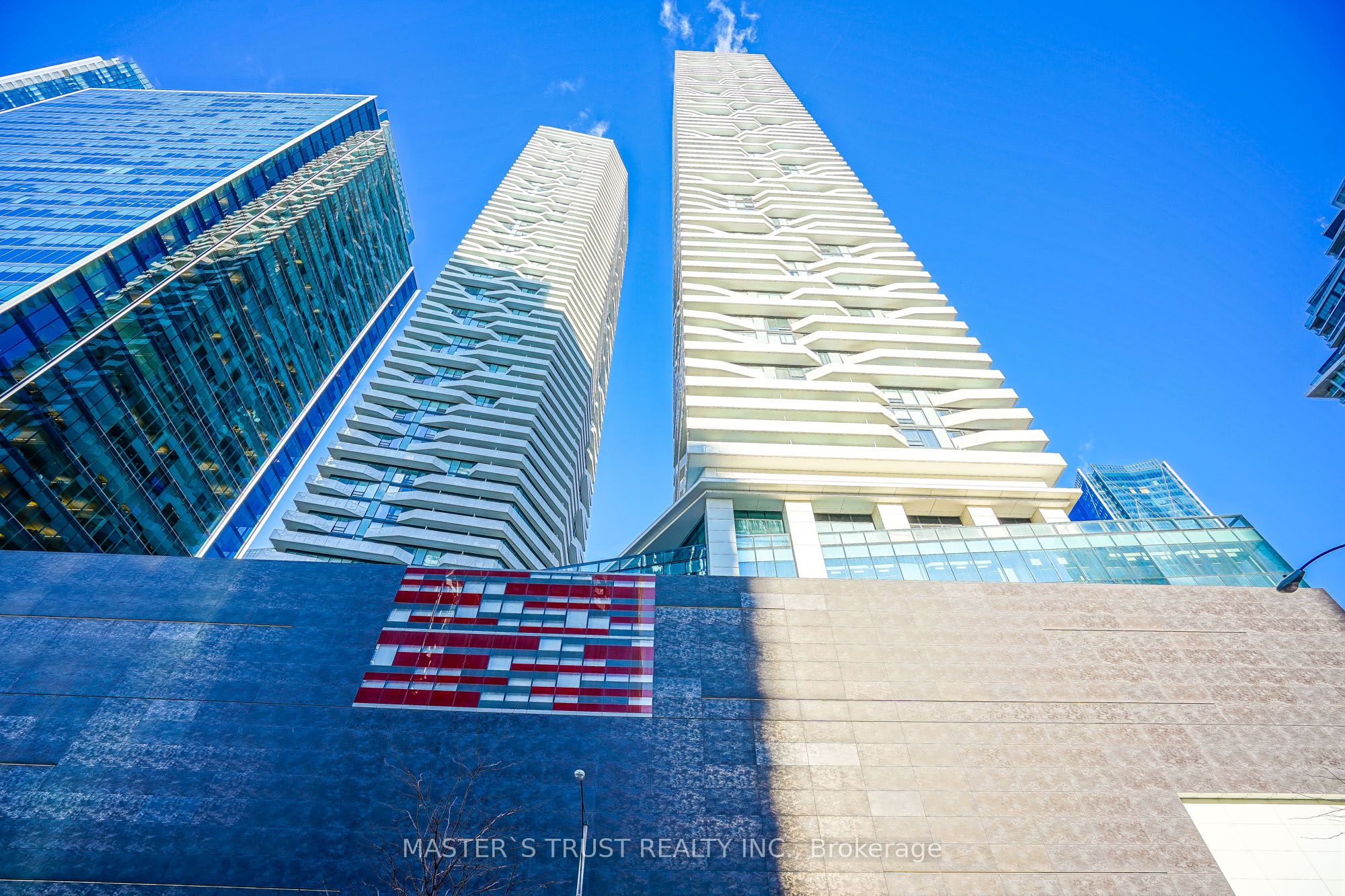 2809-88 Harbour Street, Toronto, ON, M5J 0C3