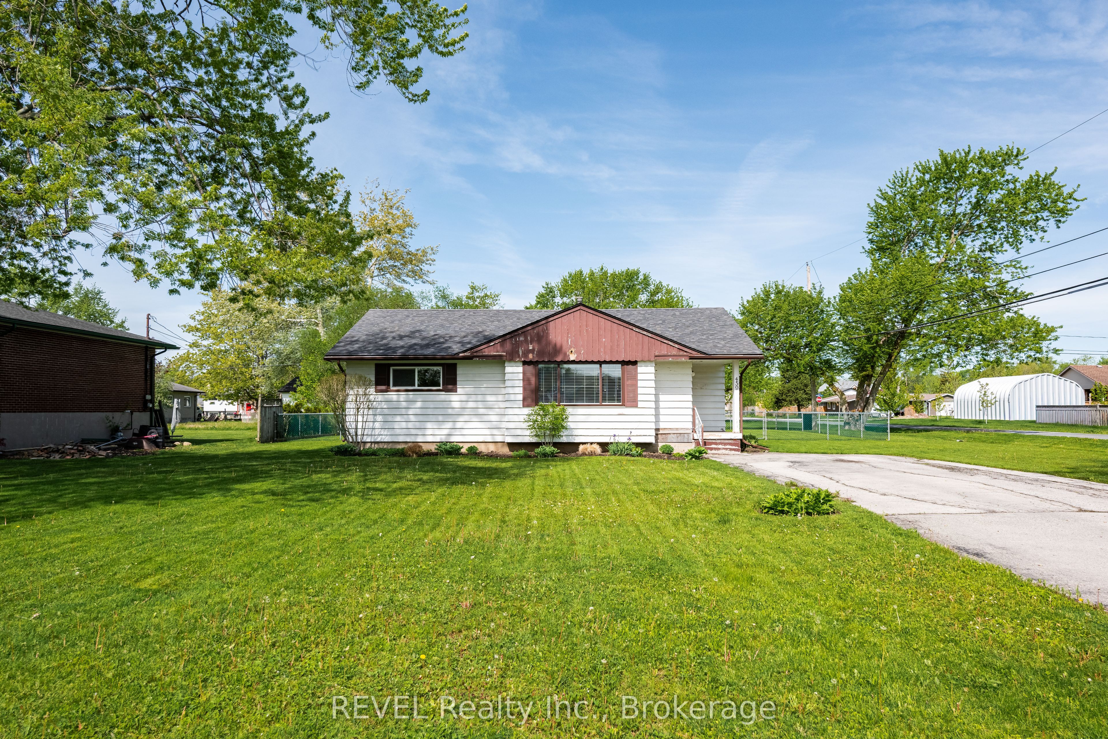459 Daytona Drive, Fort Erie, ON, L2A 4Y8
