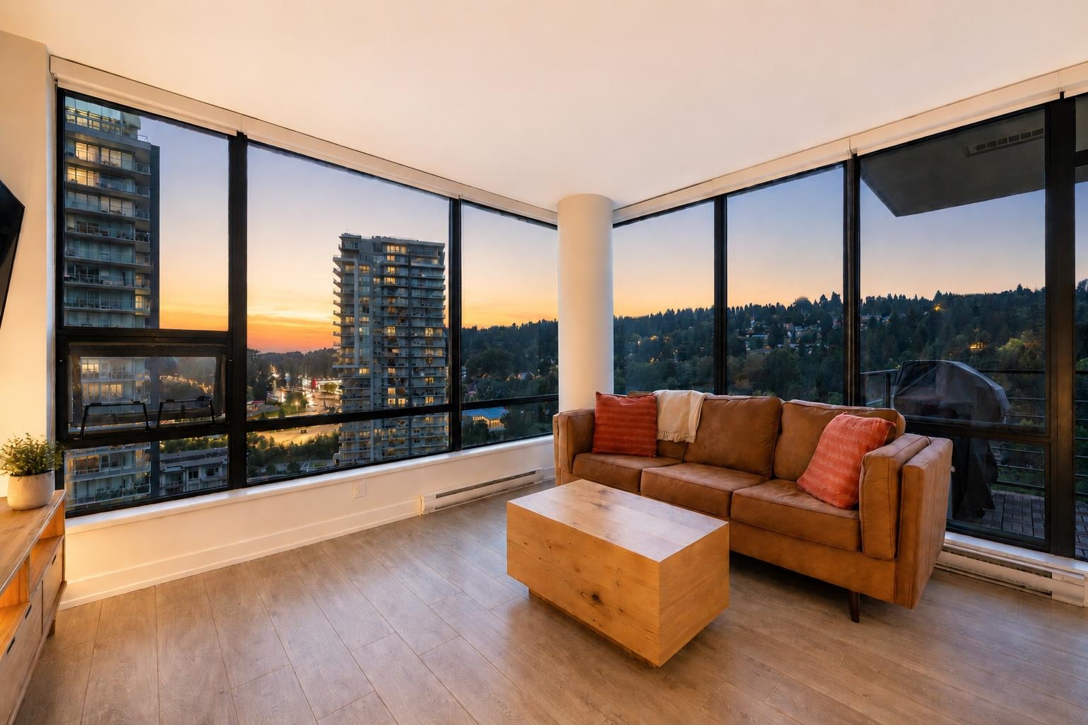 1707-301 Capilano Road, Port Moody, BC, V3H 0G6