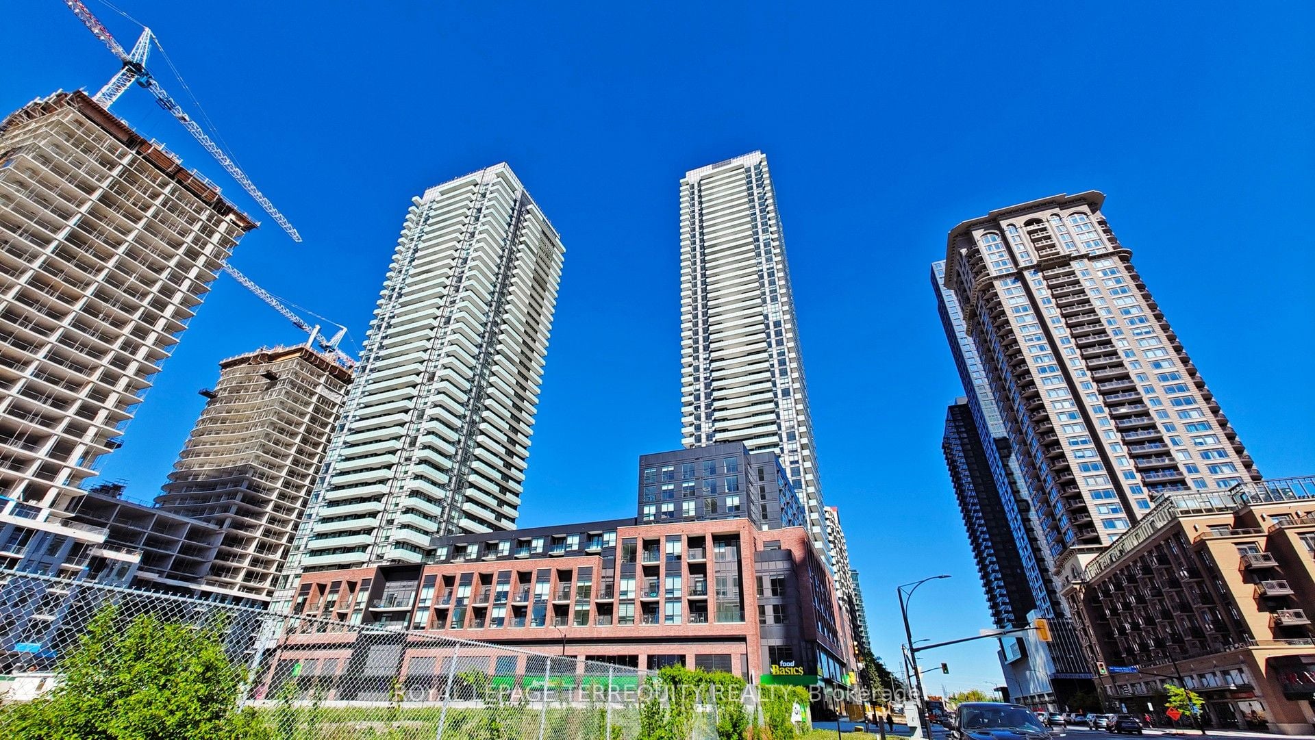 Additional image 2 of 4502-430 Square One Drive, Mississauga, ON, L5B 0L6