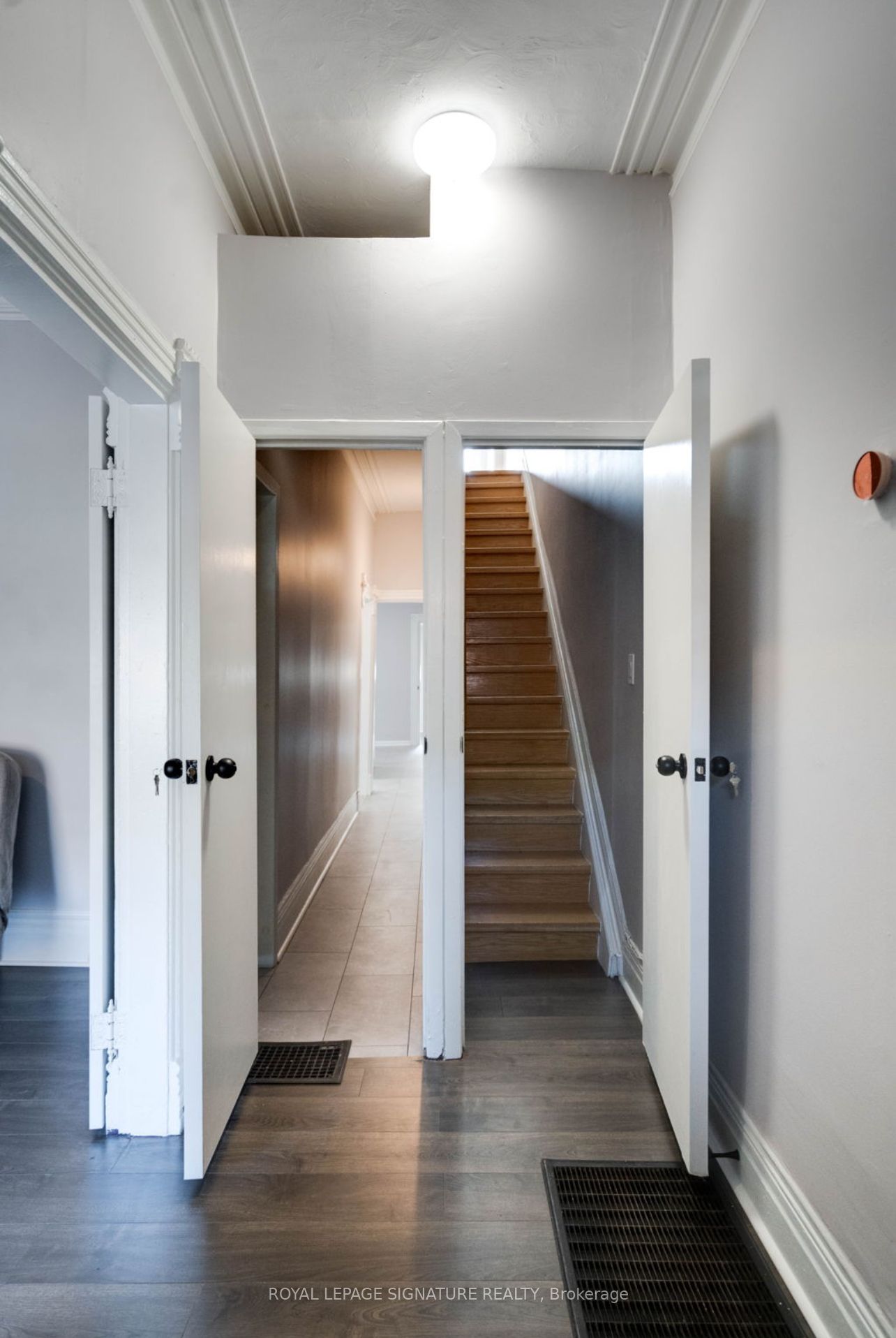 2nd/3rd-288 Ossington Avenue, Toronto, ON, M6J 3A3 photo 2