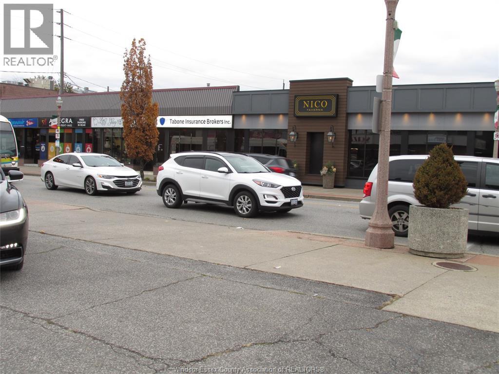 521 Erie East, Windsor, ON, N9A3X8