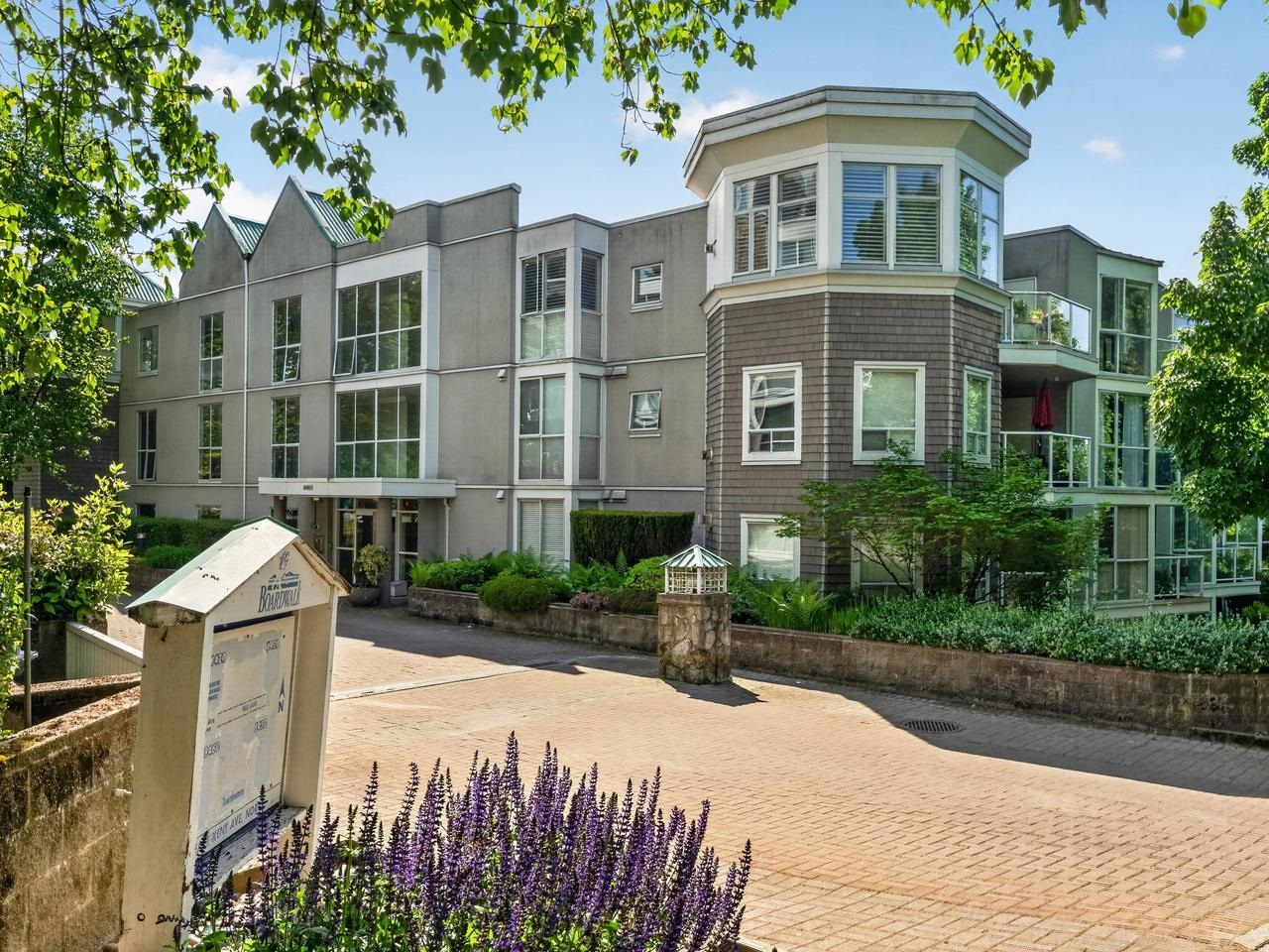 109-8460 Jellicoe Street, Vancouver, BC, V5S 4S8