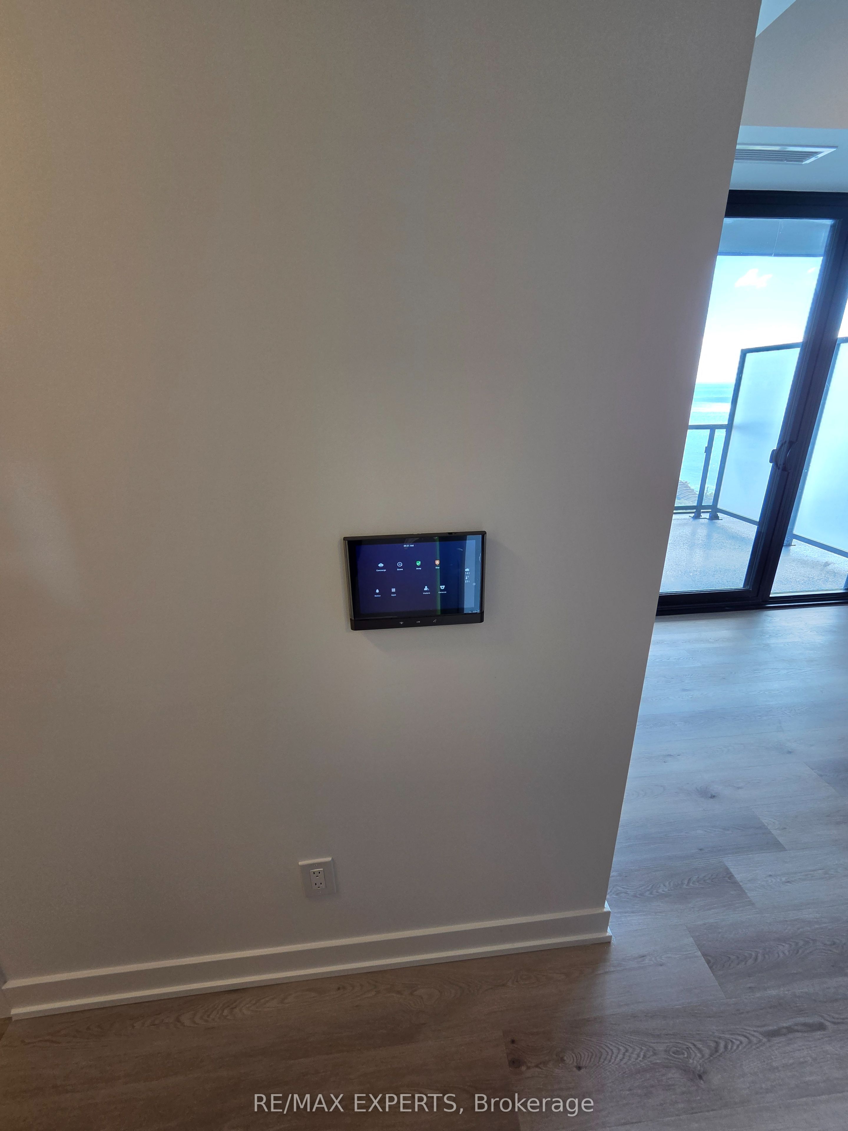 1903-2075 Lakeshore Road, Burlington, ON, L7R 0H3 photo 5