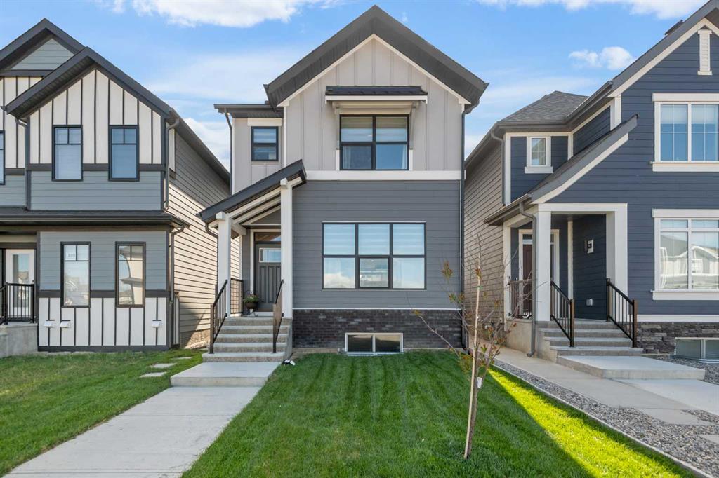 395 Magnolia Drive SE, Calgary, AB, T3M 3M4