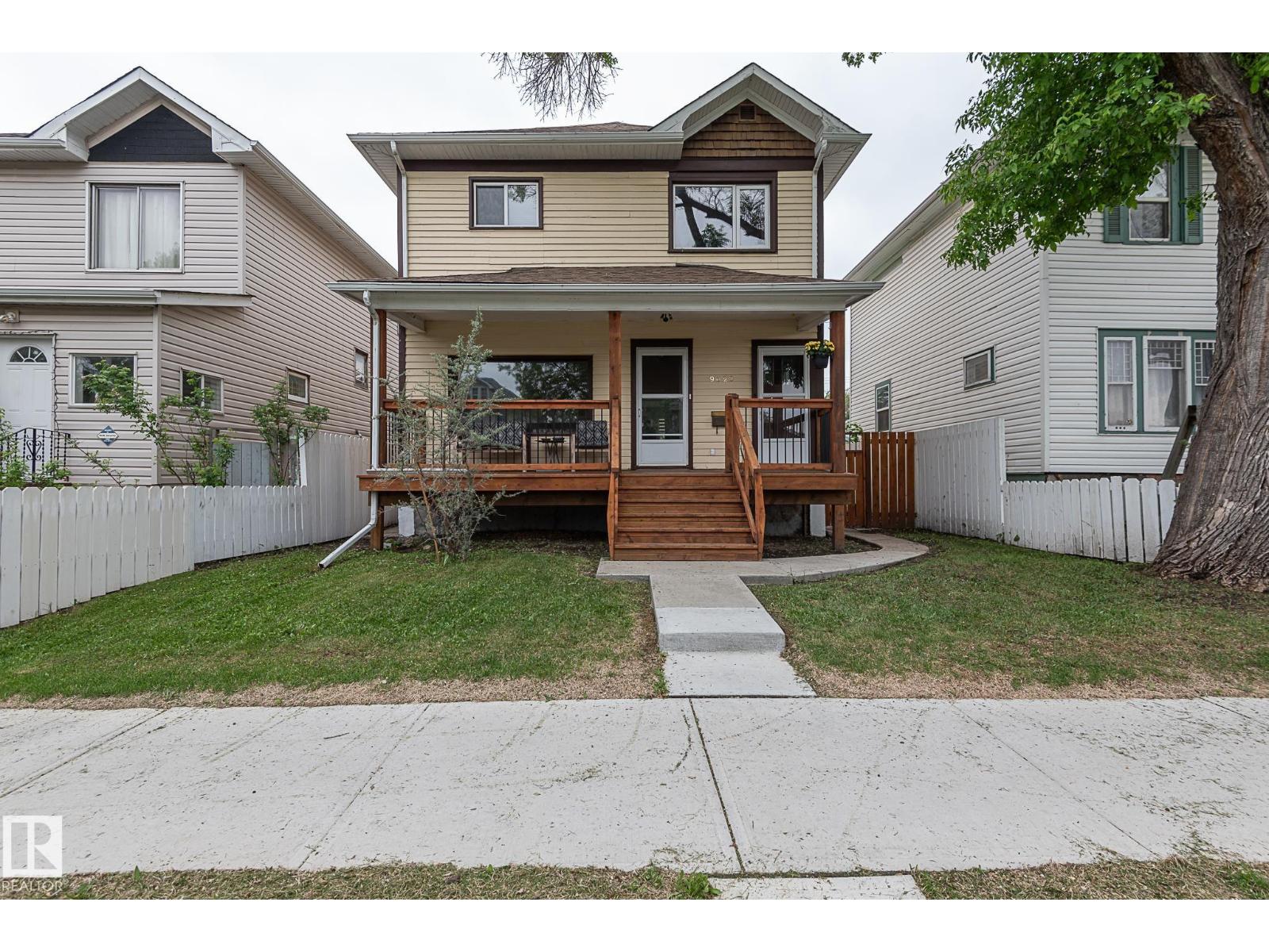 9623 110a Avenue NW, Edmonton, AB, T5H1J8