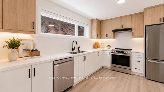 Main Floor-655 O'connor Drive, Toronto, ON, M4C 3A8 photo 4