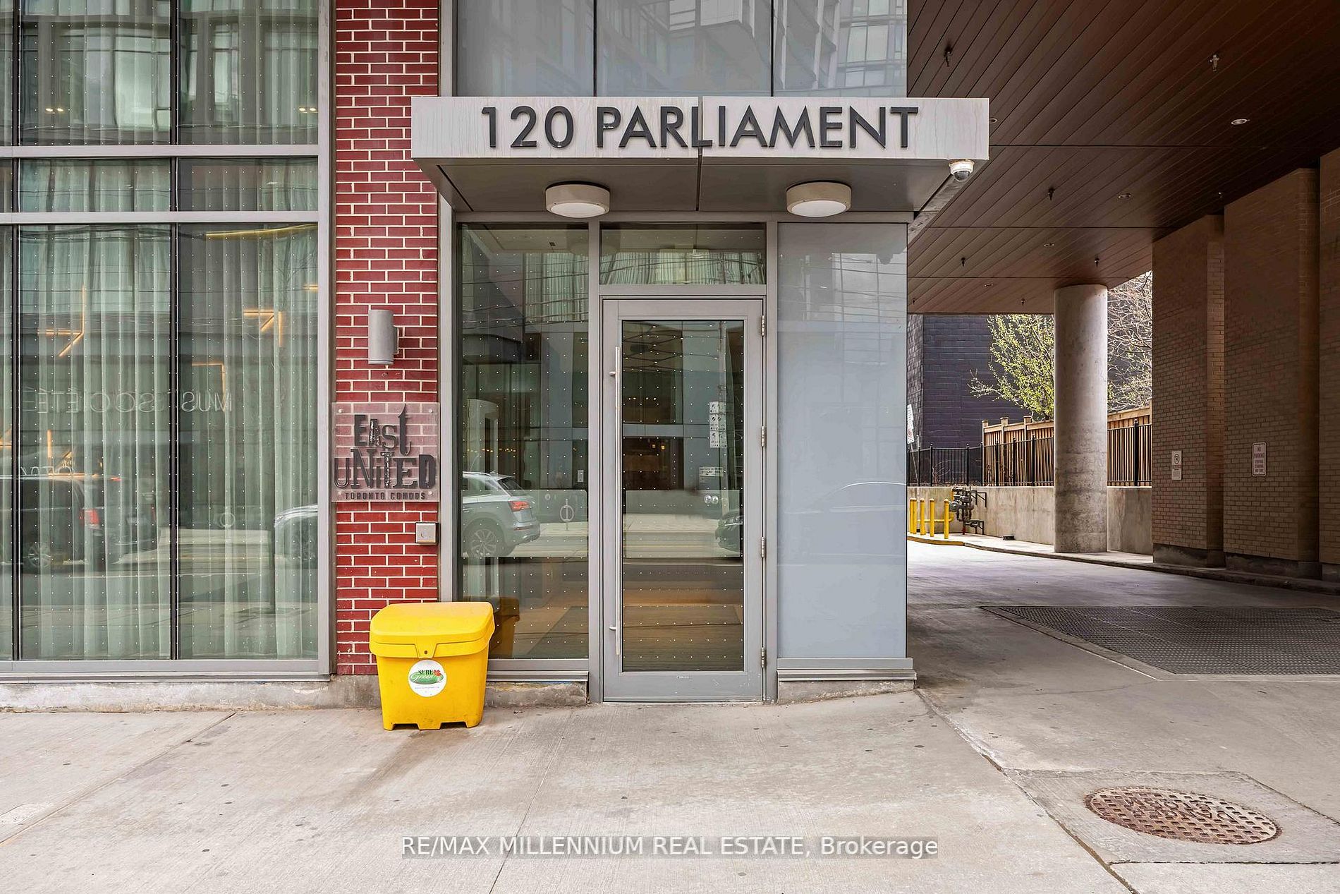 1312 - 120 Parliment Street, Toronto