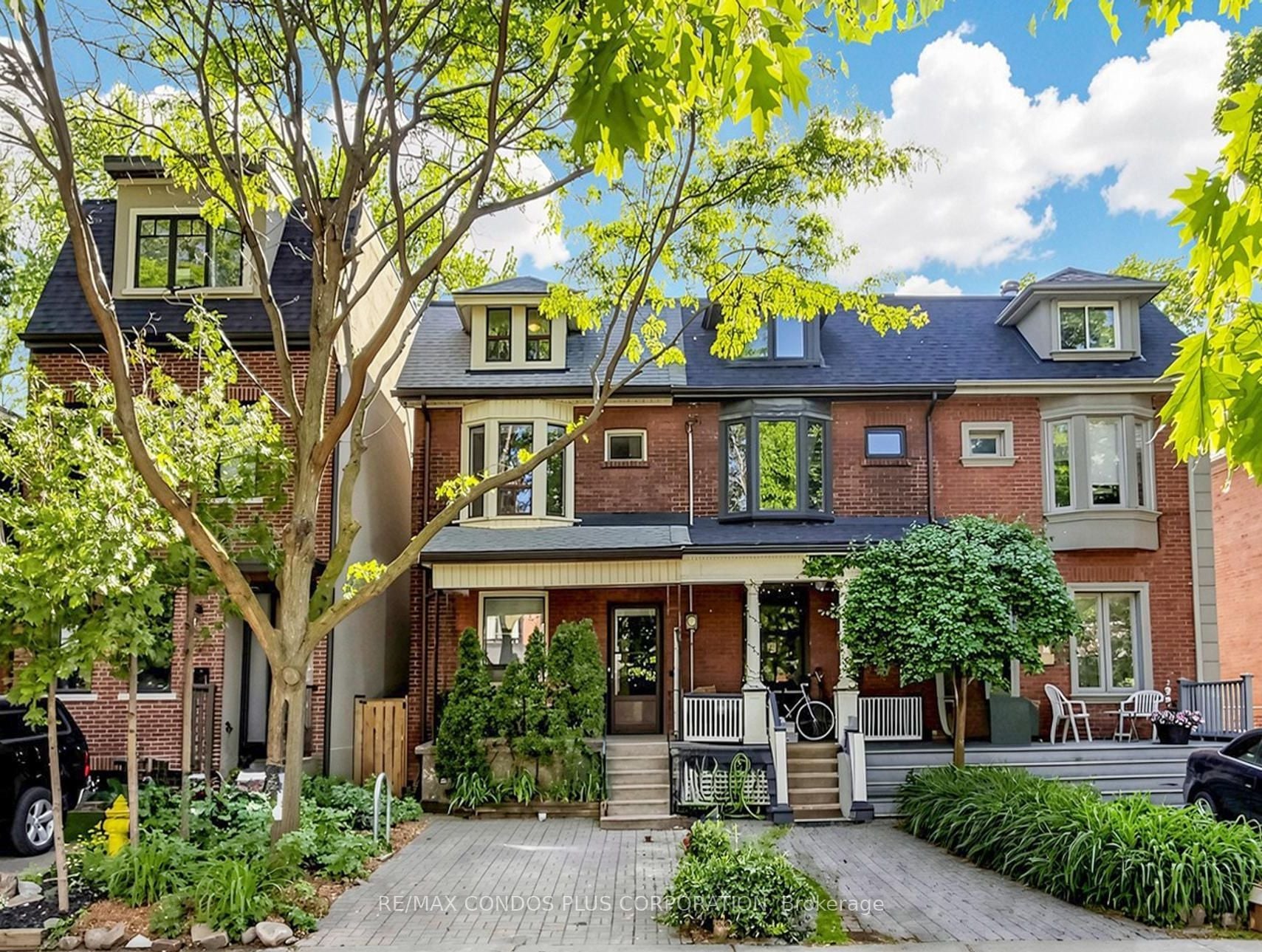 212 Albany Avenue, Toronto, ON, M5R 3C6