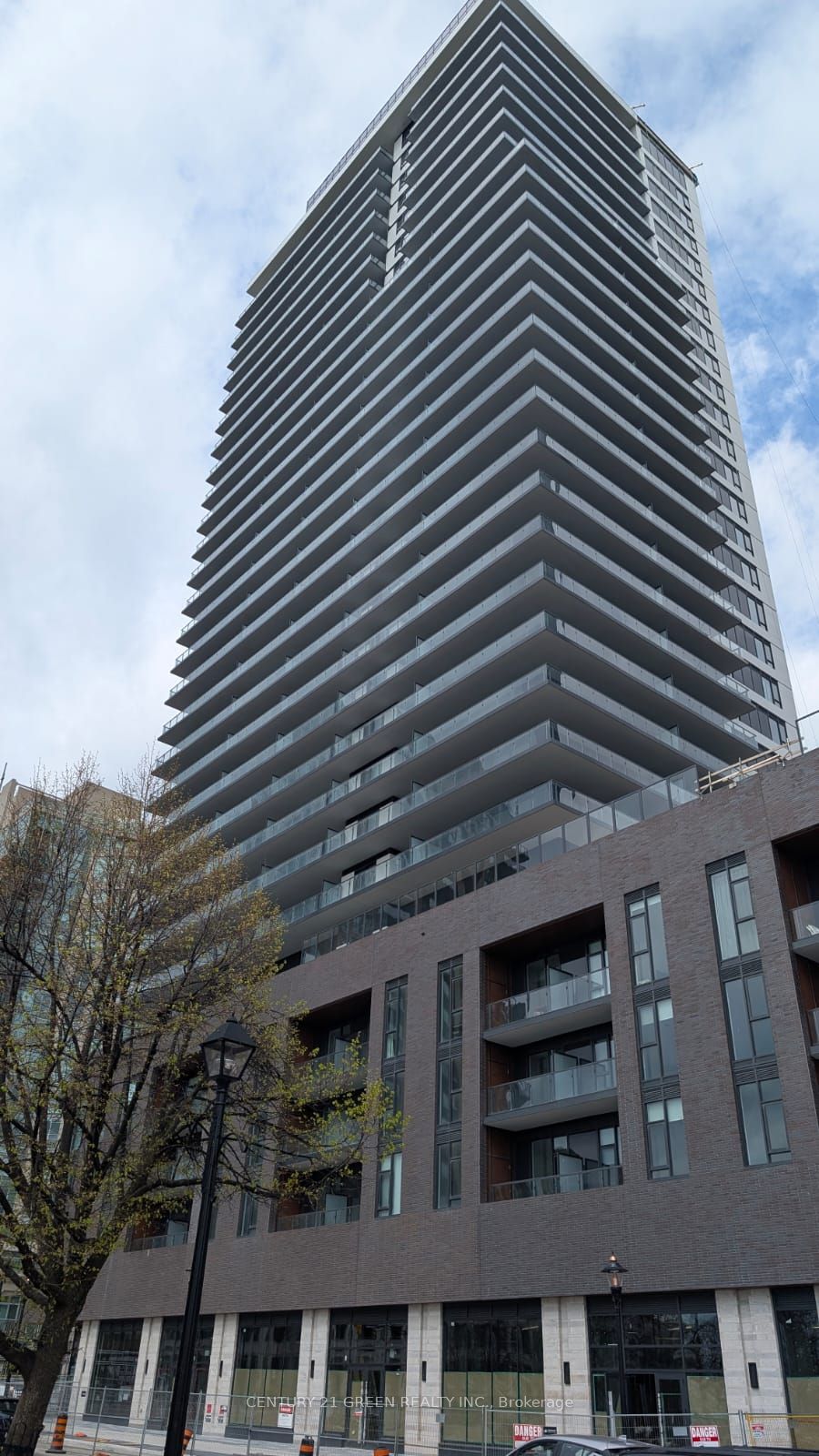 2106-2075 Lakeshore Road, Burlington, ON, L7R 1E2