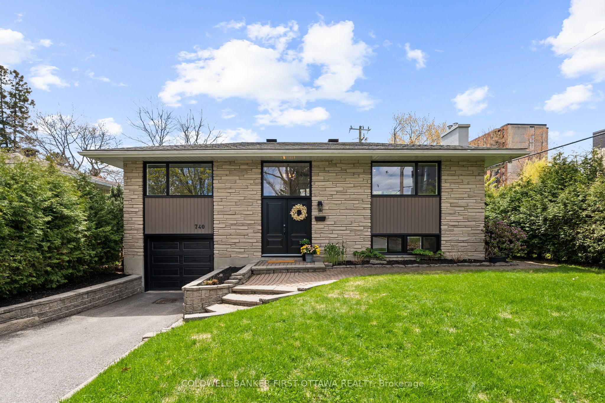 740 Garner Avenue, Ottawa, ON, K1V 6M7