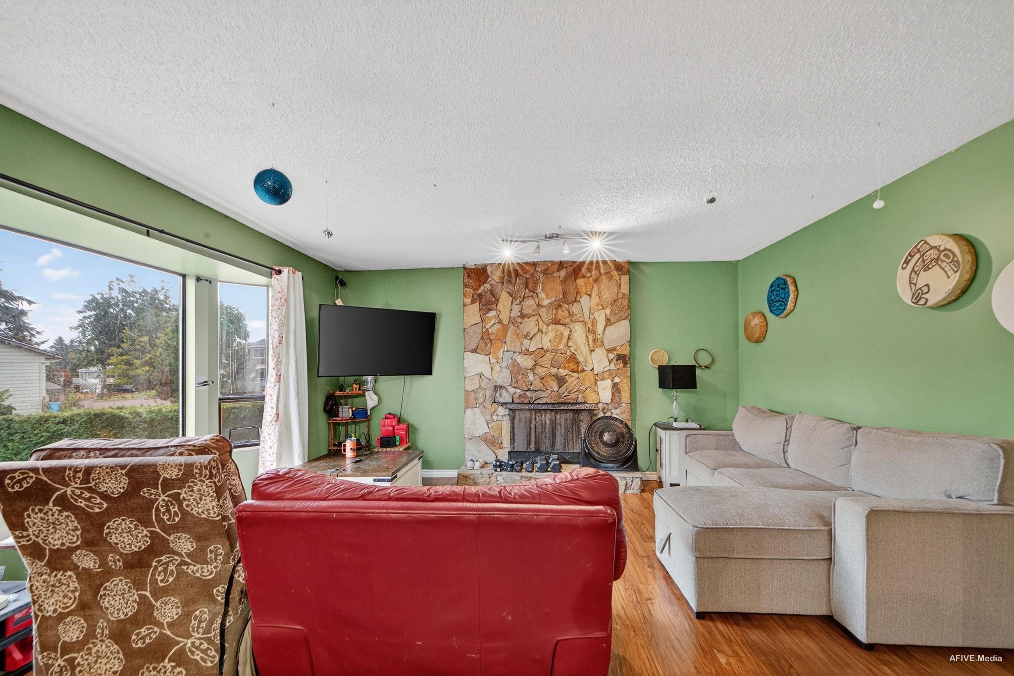 Additional image 6 of 7253 140a Street, Surrey, BC, V3W 7N4