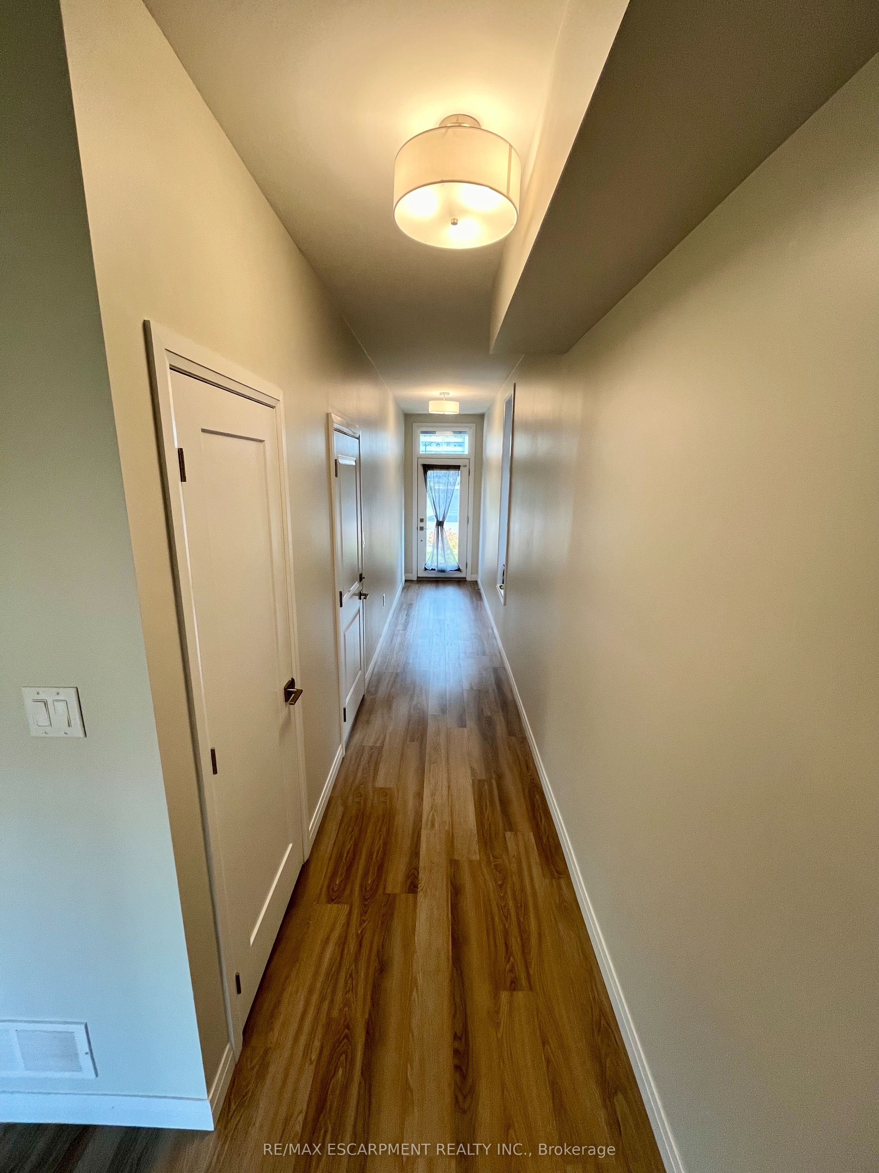 21-270 Melvin Avenue, Hamilton, ON, L8H 2K2 photo 4