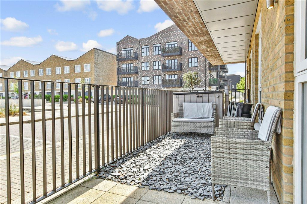 Additional image 5 of 2 bed flat for saleCorys Road, Rochester, Kent ME1