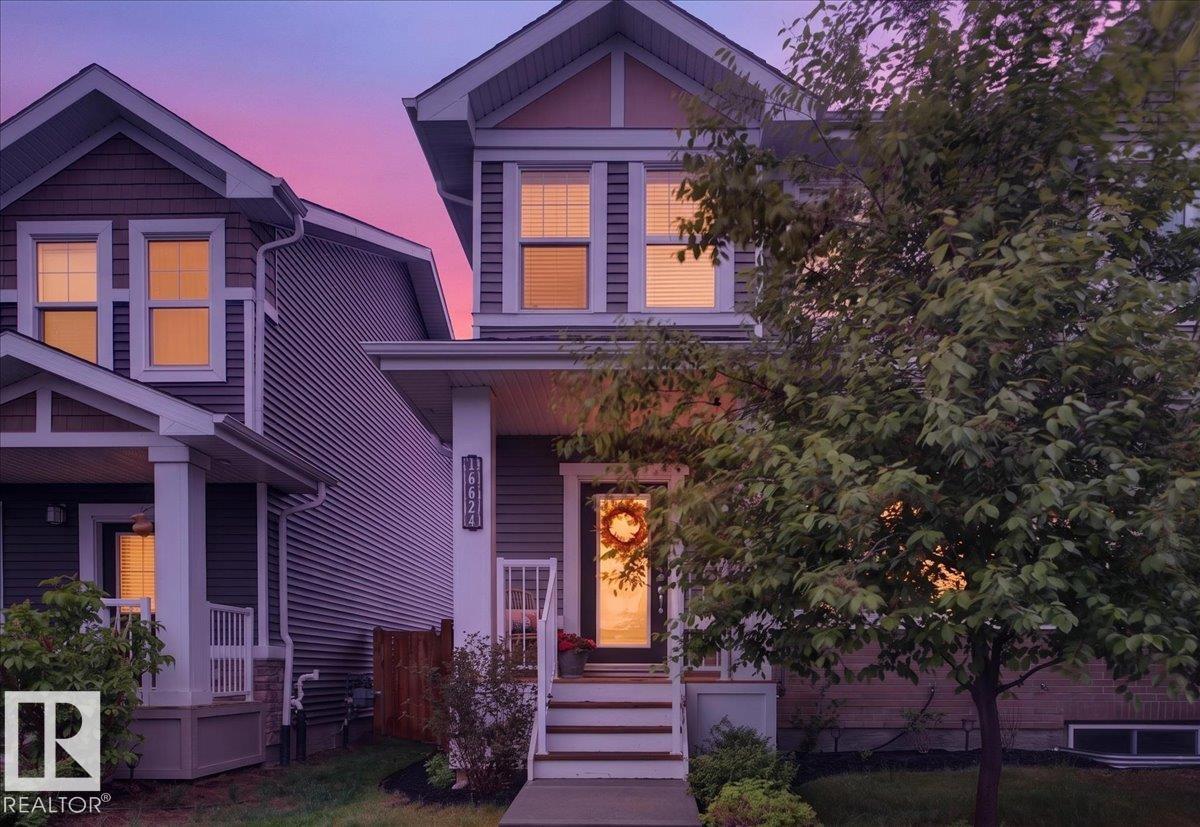 16624 31 Avenue SW, Edmonton, AB, T6W4P8