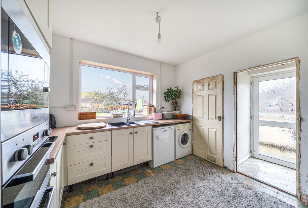 Additional image 4 of 3 bed bungalow for saleWelton Vale, Midsomer Norton, Radstock, Somerset BA3