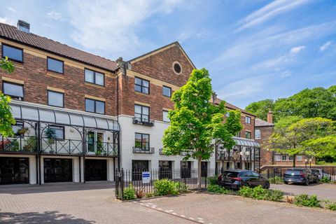 Postern Close, York YO23