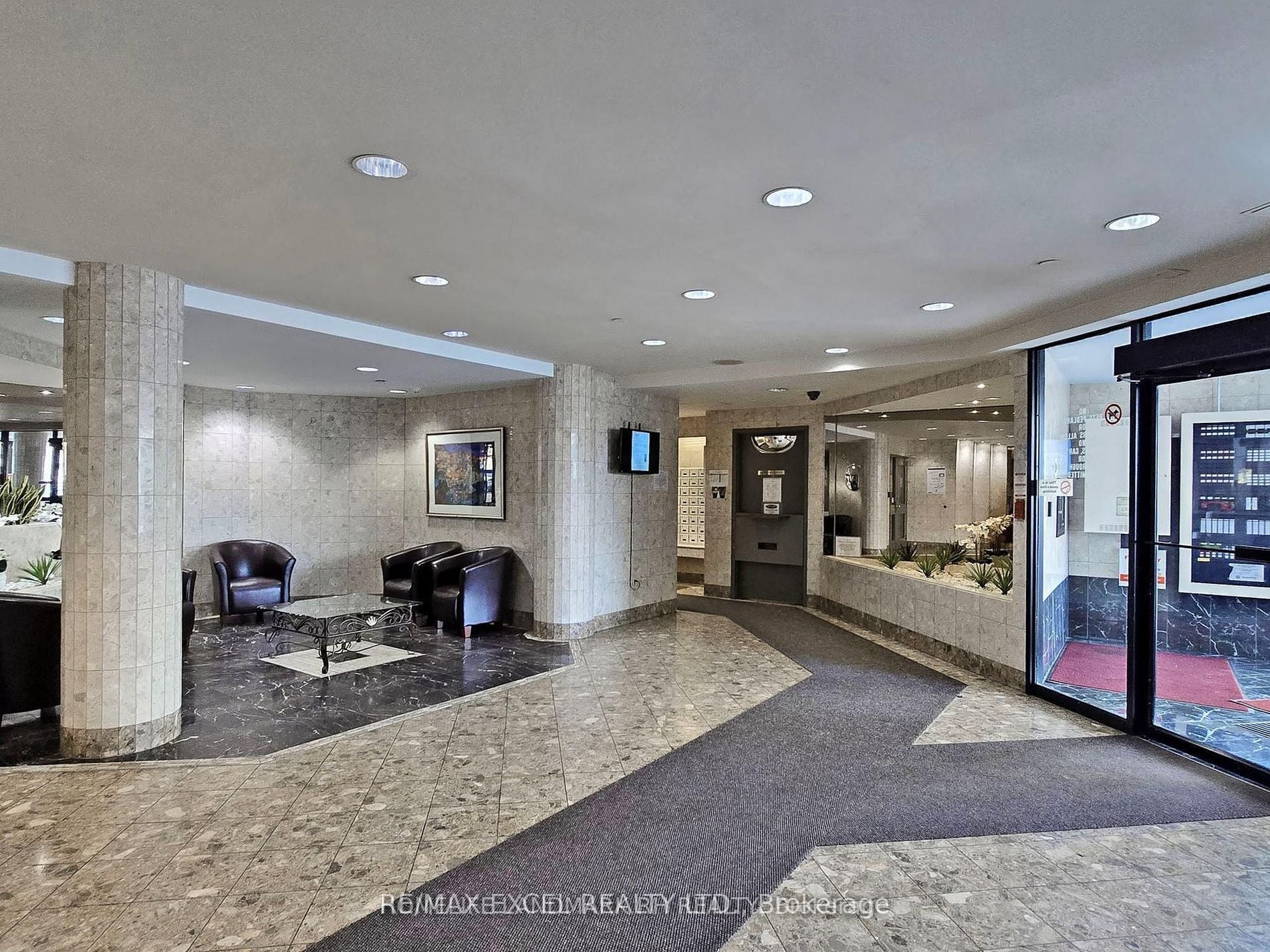 Additional image 3 of 902-350 Alton Towers Circle, Toronto, ON, M1V 5E3