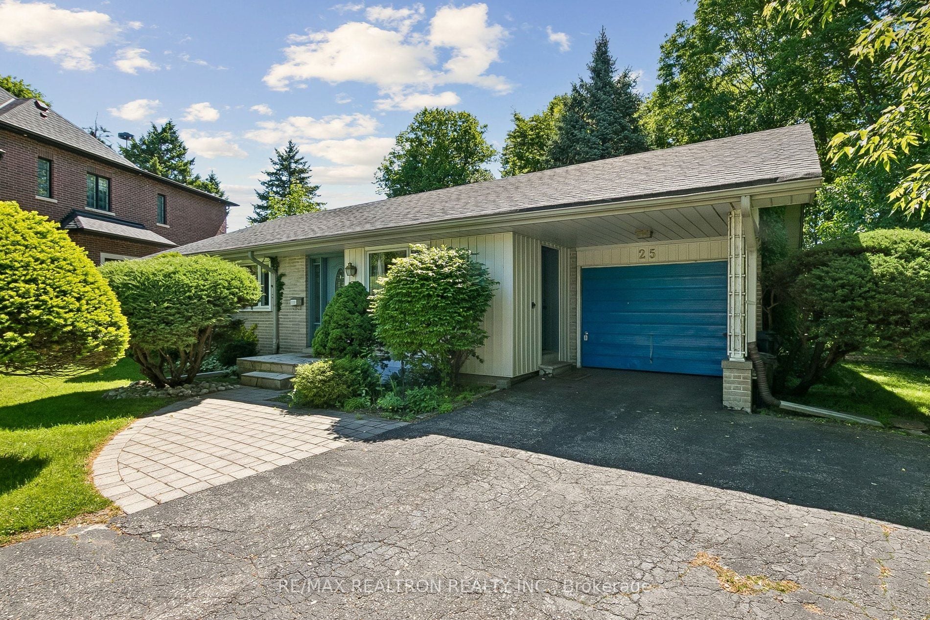 25 Groveland Crescent, Toronto, ON, M3A 3C4 photo 3