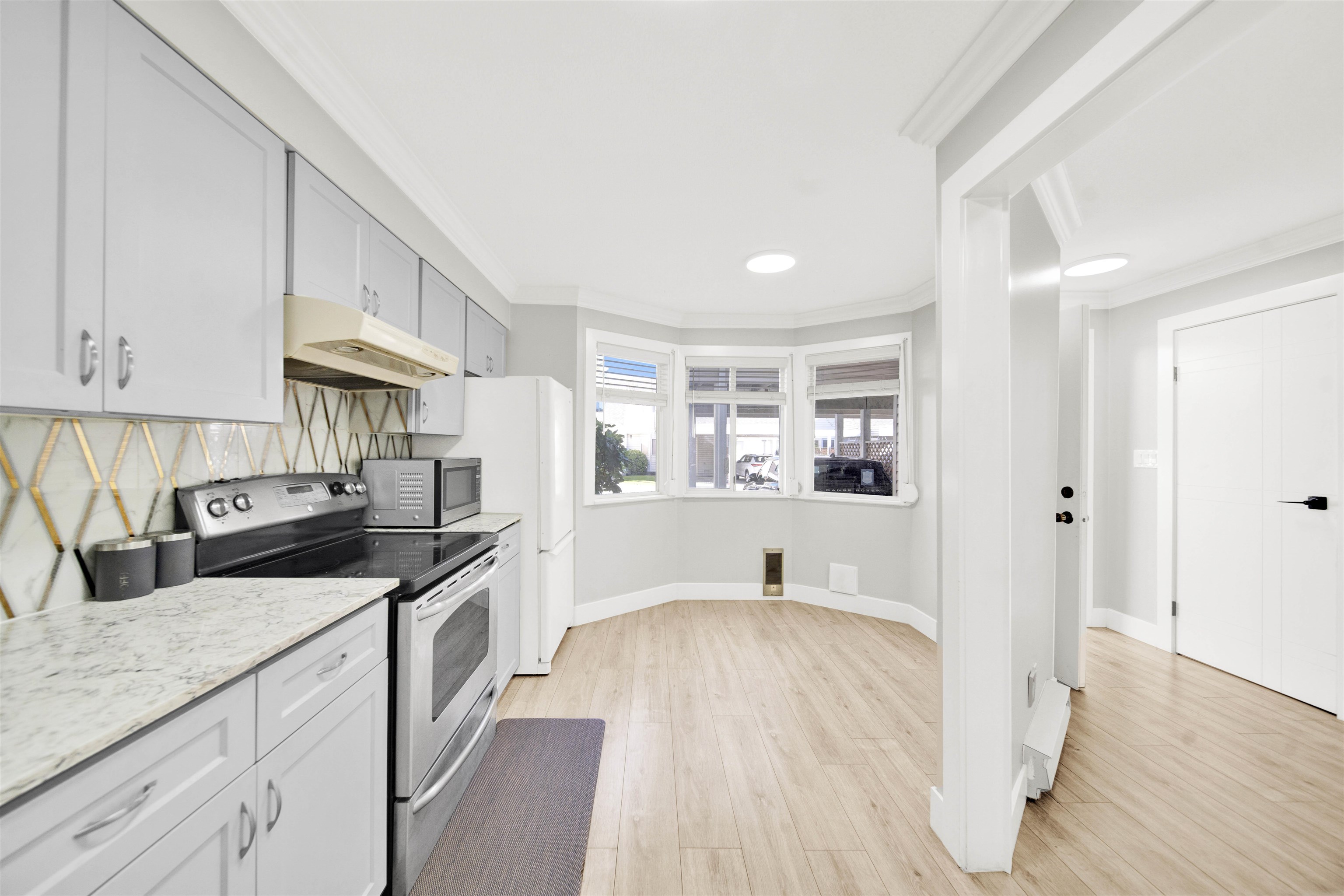 Additional image 3 of 2-7560 138 Street, Surrey, BC, V3W 0A9