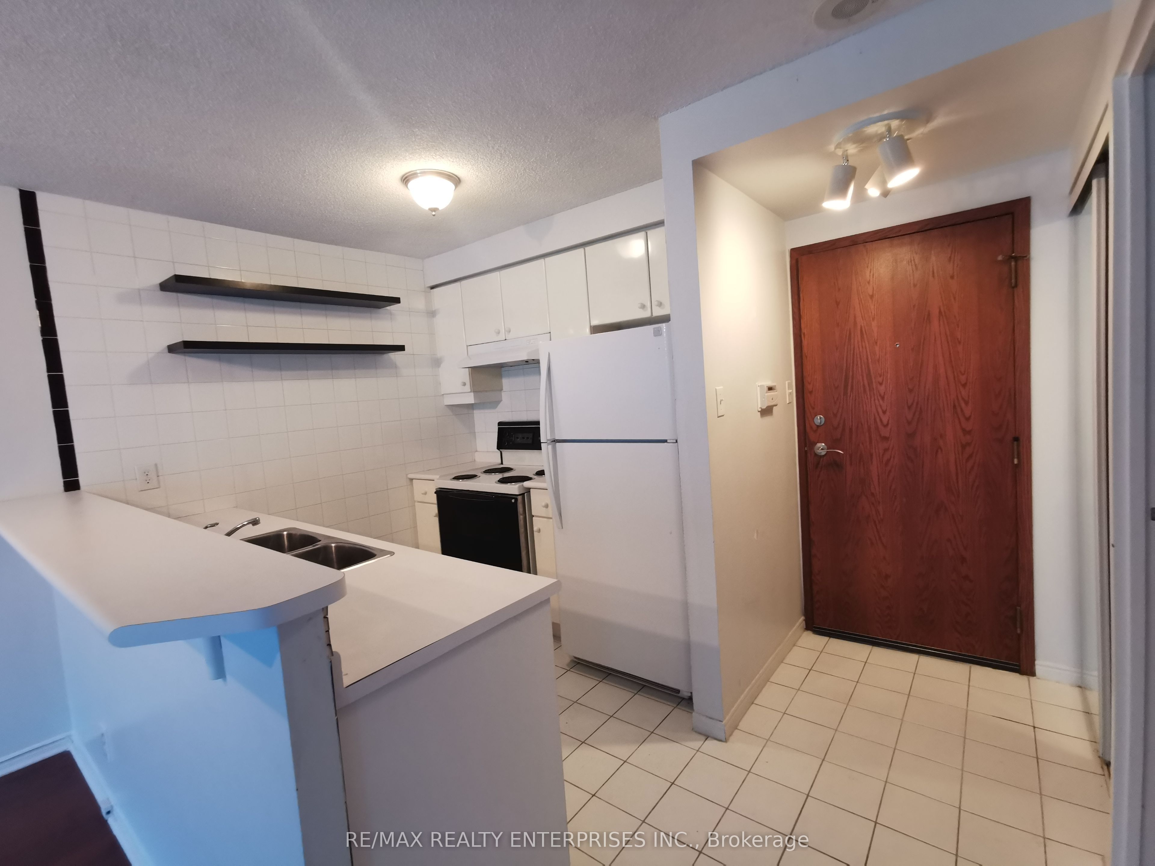 Additional image 2 of 309-10 Queens Quay, Toronto, ON, M5J 2R9