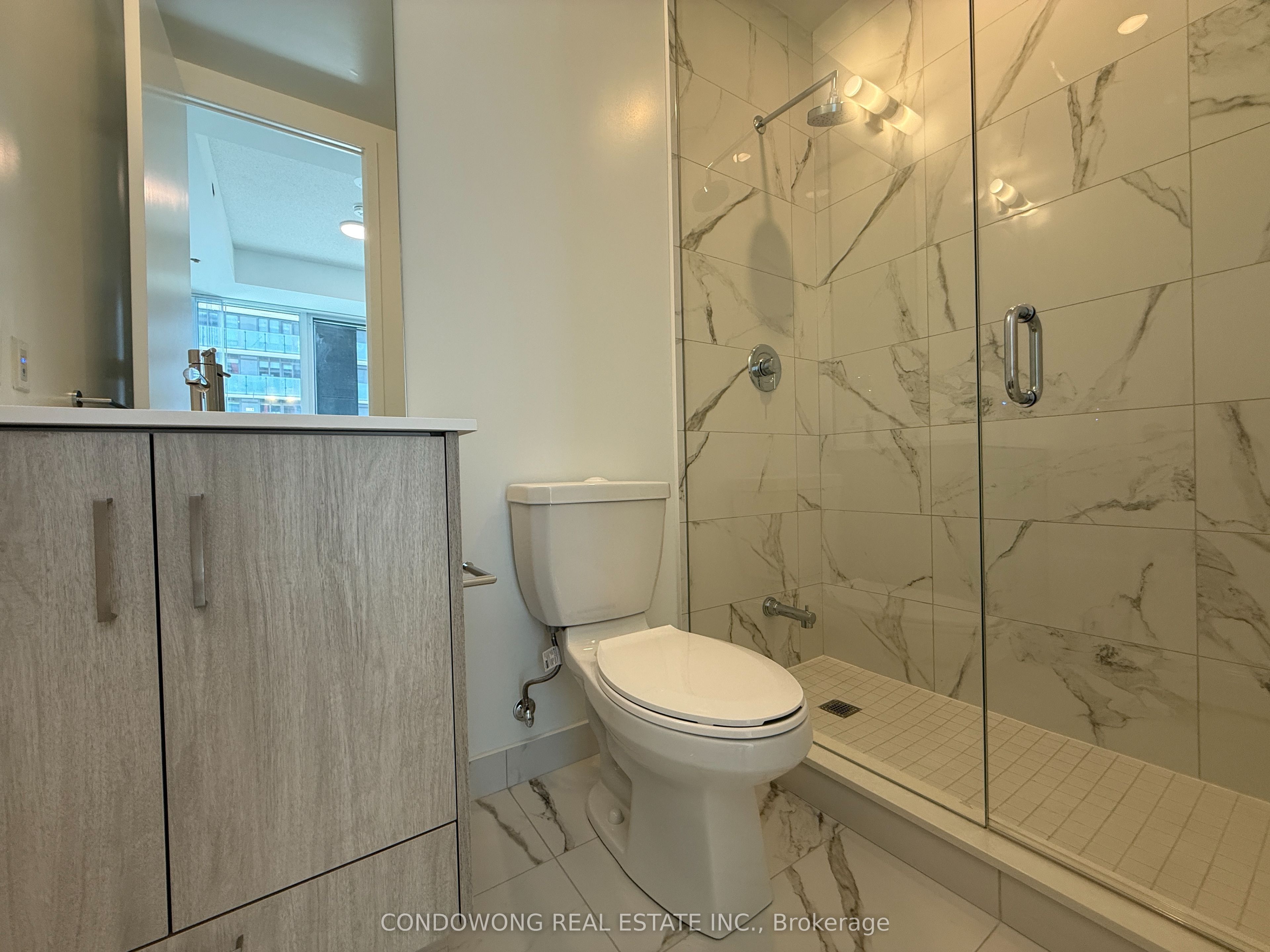Additional image 6 of 2509-180 Front Street E, Toronto, ON, M5A 0A9