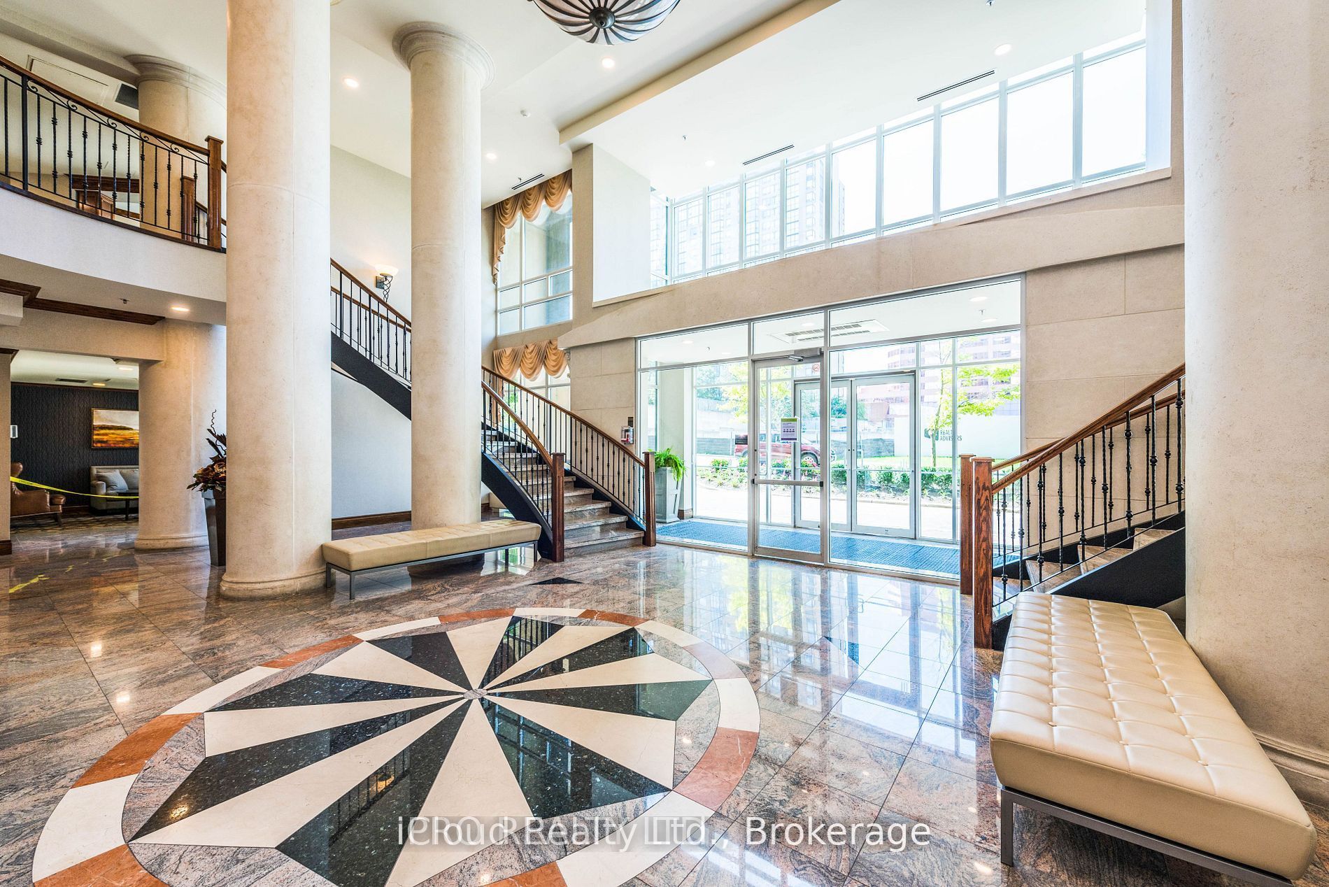 Additional image 2 of 302-156 Enfield Place, Mississauga, ON, L5B 4L8