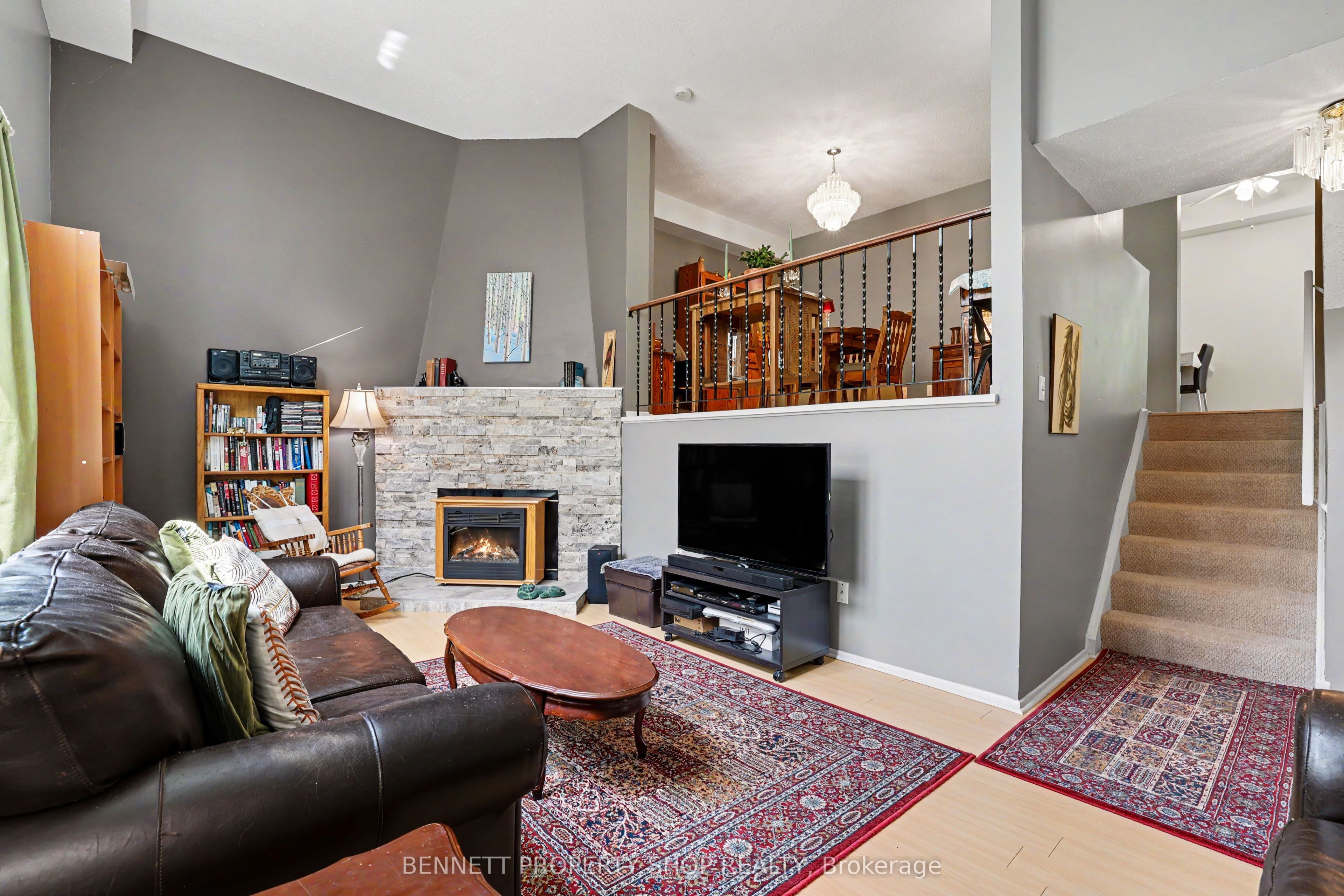 Additional image 3 of 61-3205 Uplands Drive, Ottawa, ON, K1V 9T4