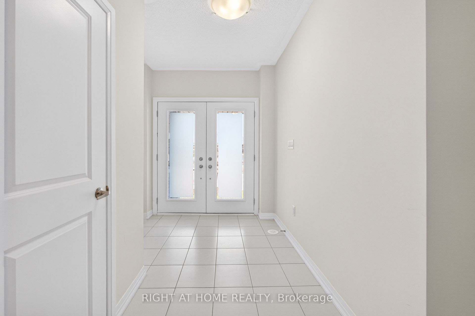 24 Monreau Drive, Brampton, ON, L7A 5M1 photo 2