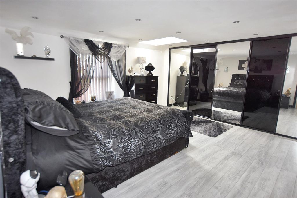 Additional image 13 of 3 bed end terrace house for saleNorth Street, Redruth TR15