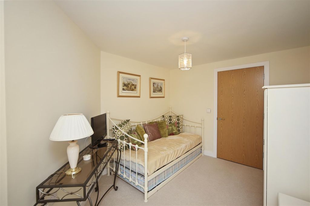 Additional image 10 of 2 bed flat for saleMilward Place, Clive Road, Redditch, Worcestershire B97