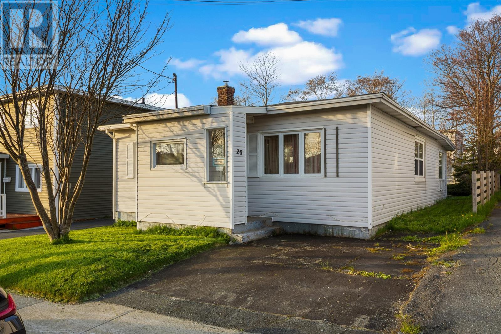 20 Winchester Street, St. John's, NL, A1C5A9