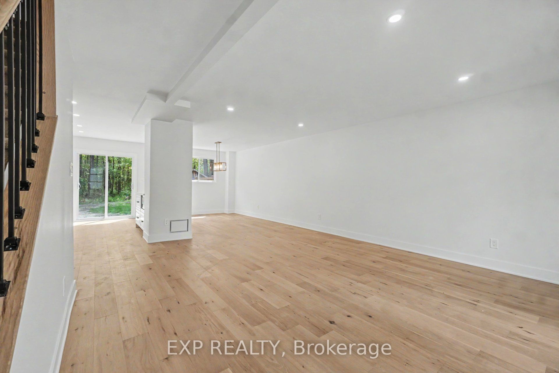 Additional image 4 of 56 Glen Park Drive, Ottawa, ON, K1B 3Z2
