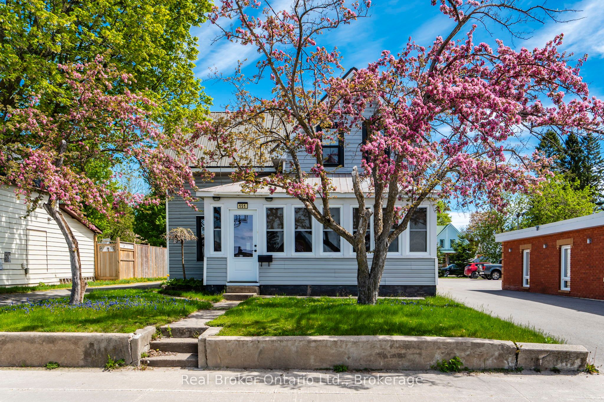 151 Main Street, Penetanguishene, ON, L9M 1L7