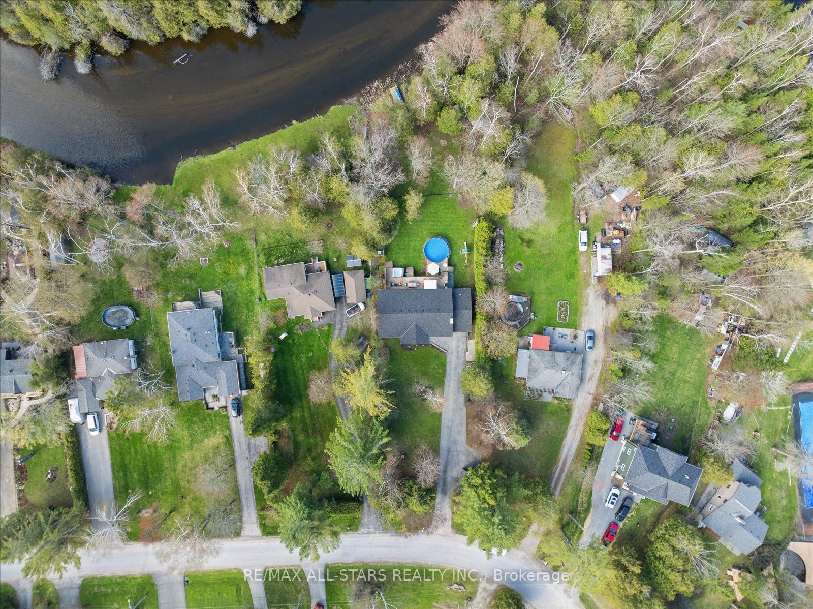 Additional image 3 of 127 Pinecrest Road, Georgina, ON, L0E 1N0