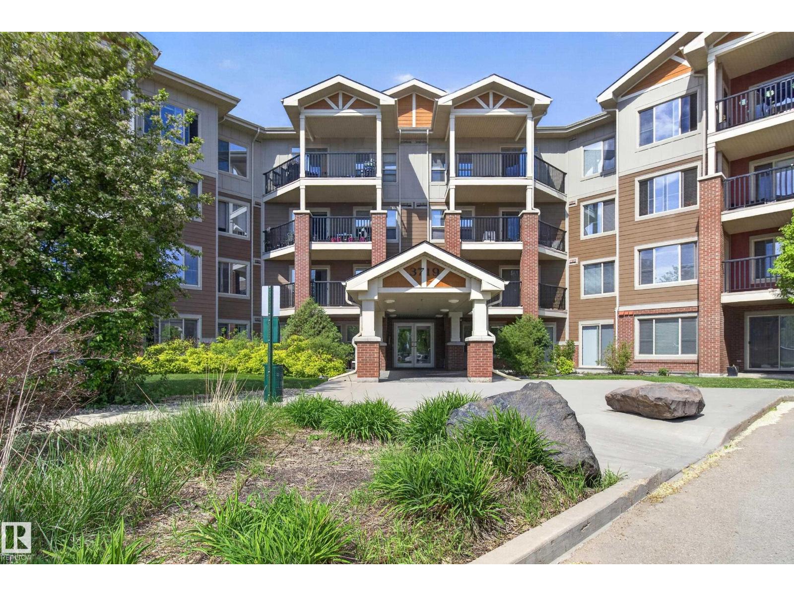 207-3719 Whitelaw Lane NW, Edmonton, AB, T6W2C3