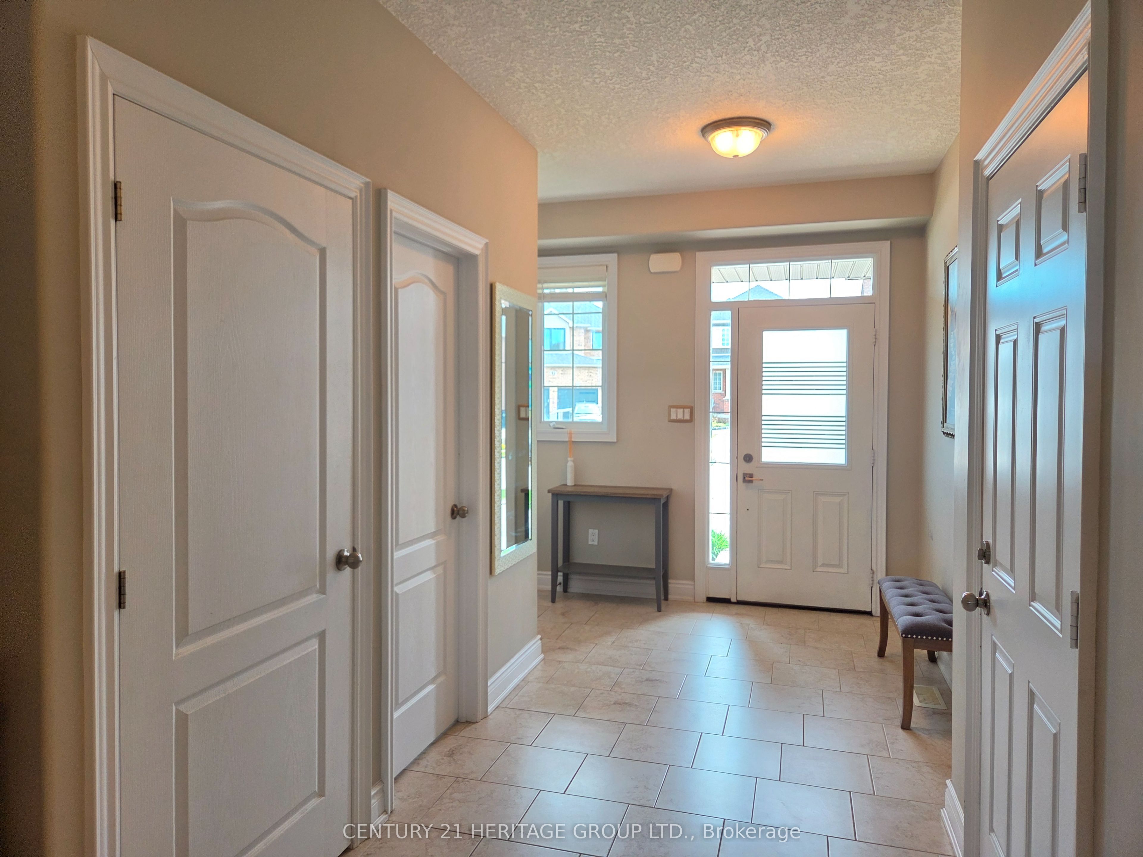 46 Nathan Crescent, Barrie, ON, L4N 0S2 photo 3