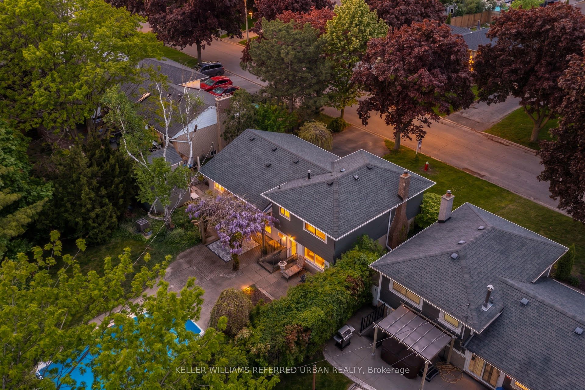 Additional image 3 of 5171 Mulberry Drive, Burlington, ON, L7L 3P5