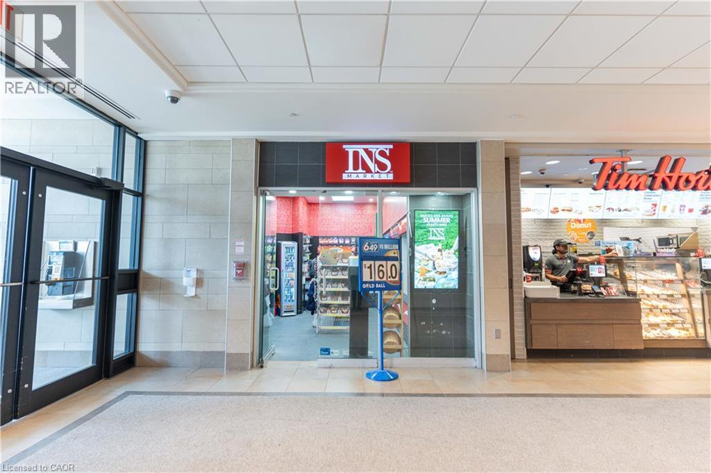 F007-2960 Kingsway Drive, Kitchener, ON, N2C1A9