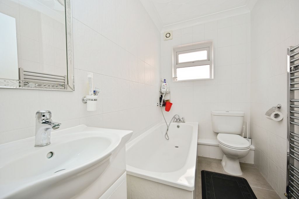 Additional image 5 of 4 bed detached bungalow for saleHigham Road, Rochester ME3