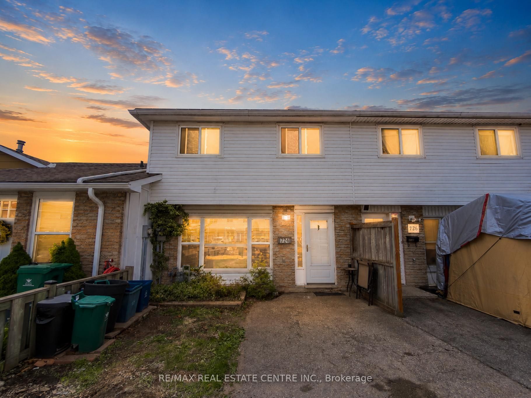 724 Parkview Crescent, Cambridge, ON, N3H 4X9