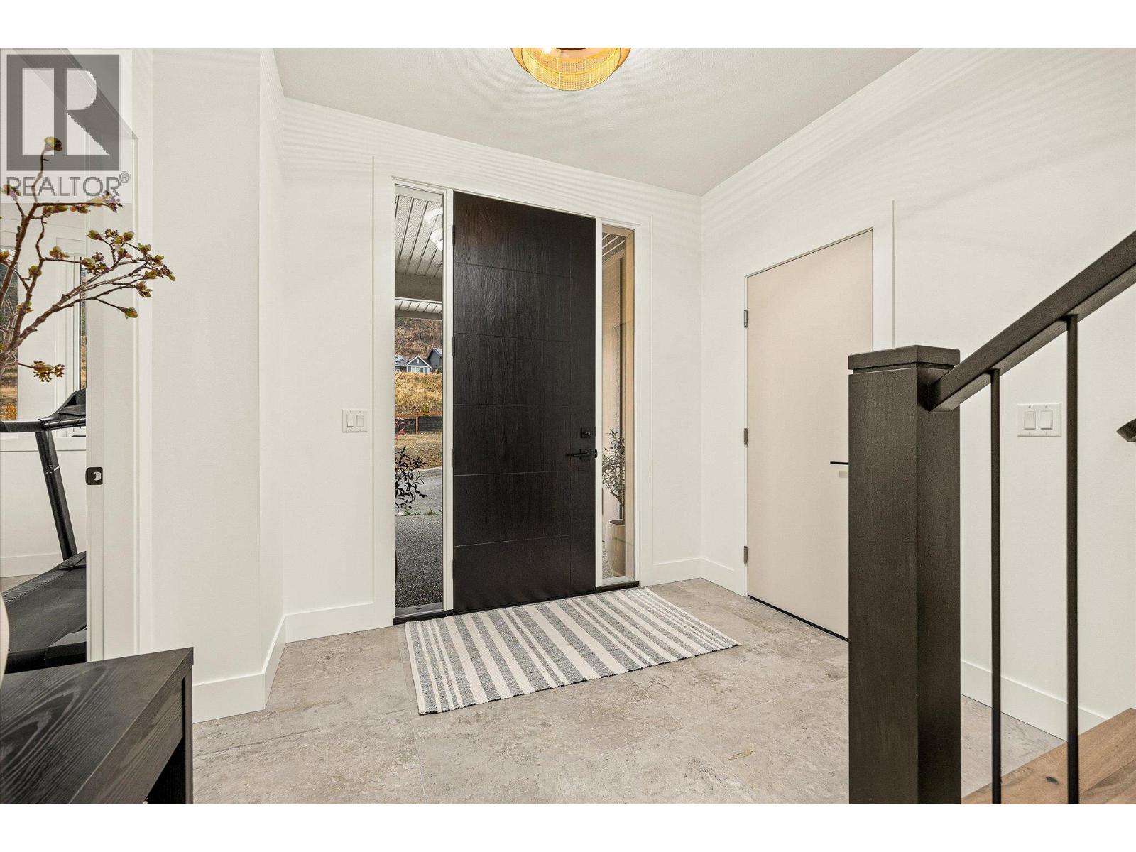 Additional image 3 of 1437 April Springs Court, Kelowna, BC, V1V2C6
