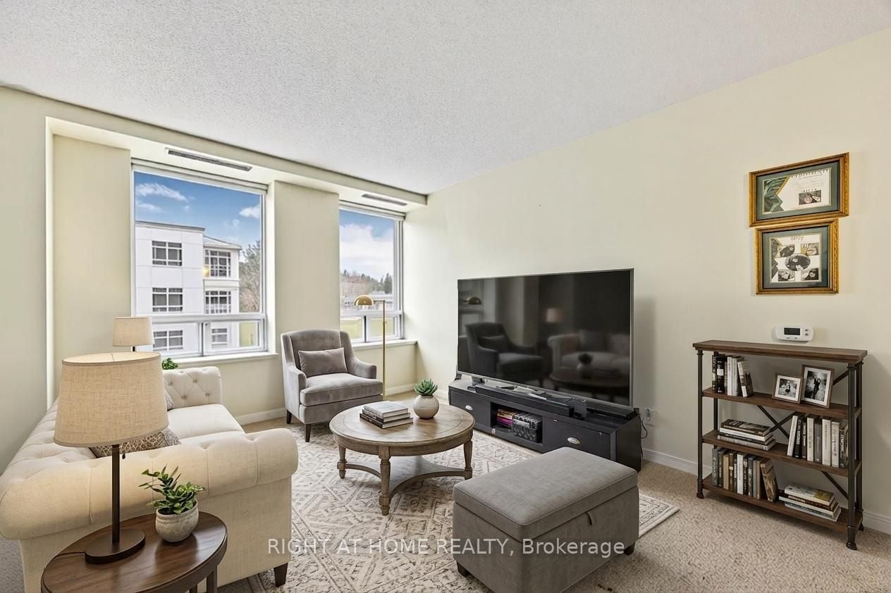 53-74 Ross Street, Barrie, ON, L4N 1G3