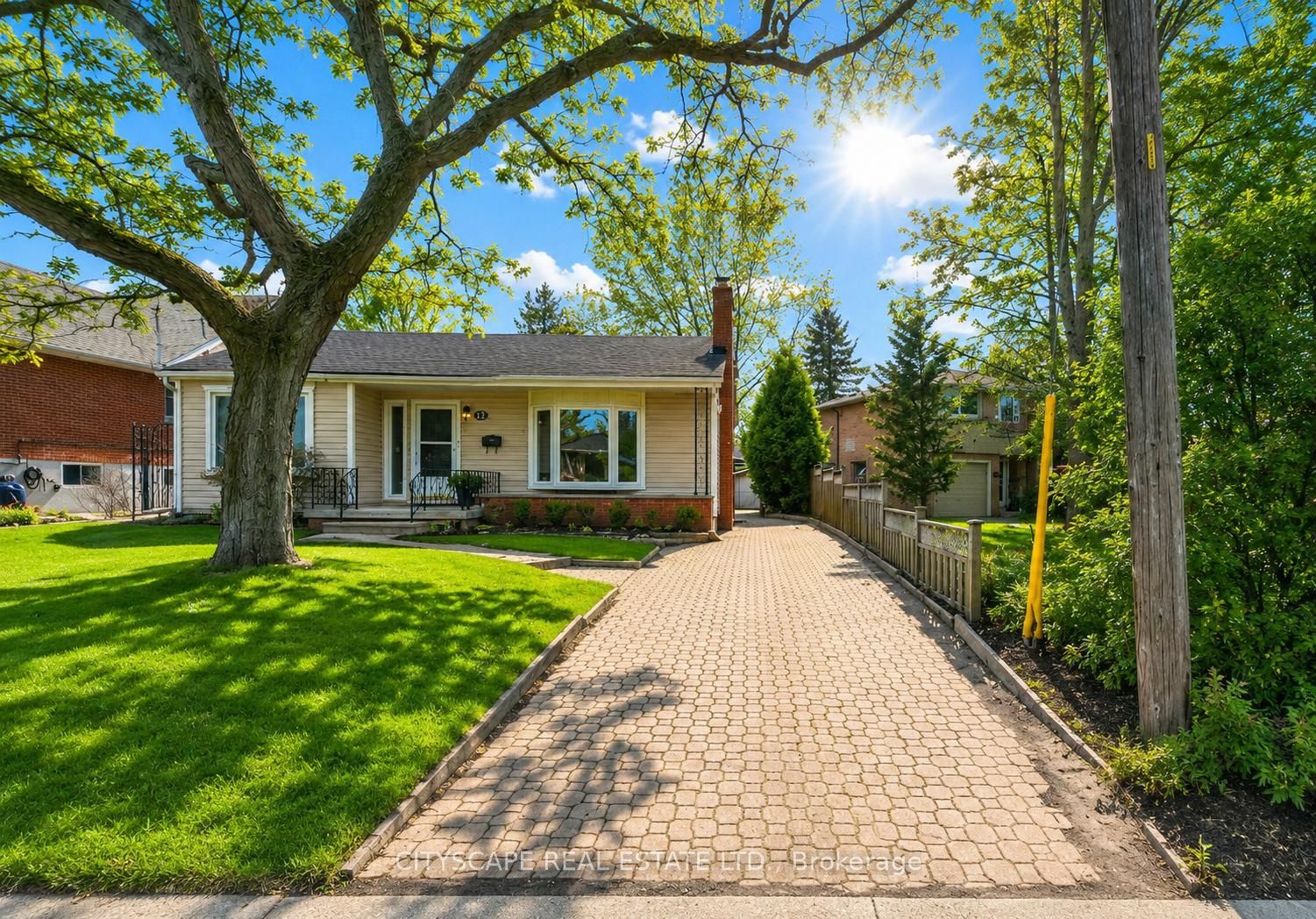 17 Rita Street, Hamilton, ON, L9H 4S1
