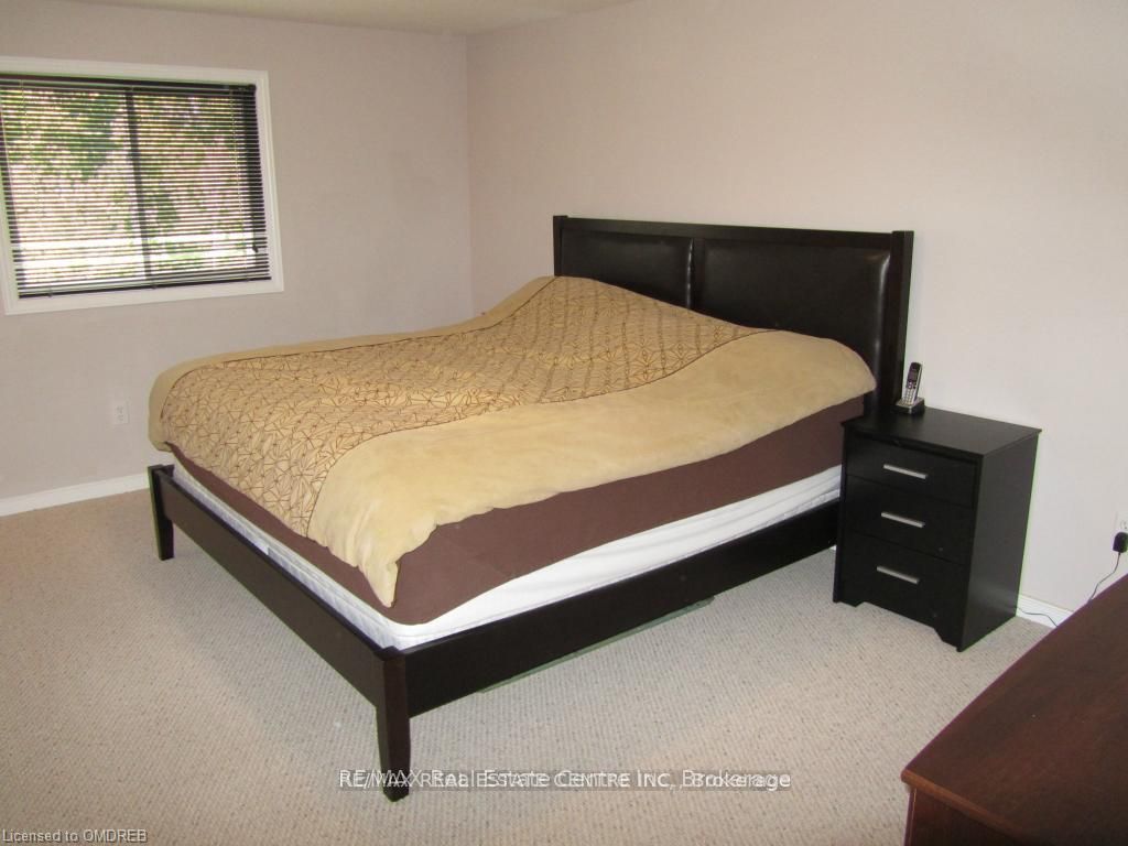 292 Briarmeadow Drive, Kitchener, ON, N2A 4L1 photo 5