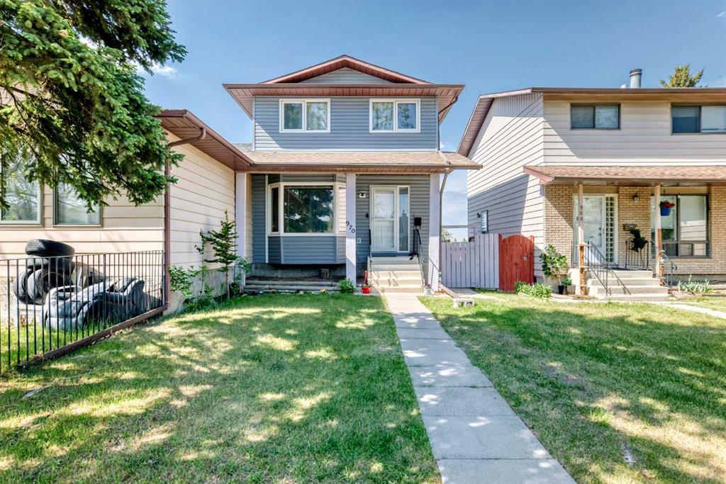 970 Berkley Drive NW, Calgary, AB, T3K 1A2 photo 4