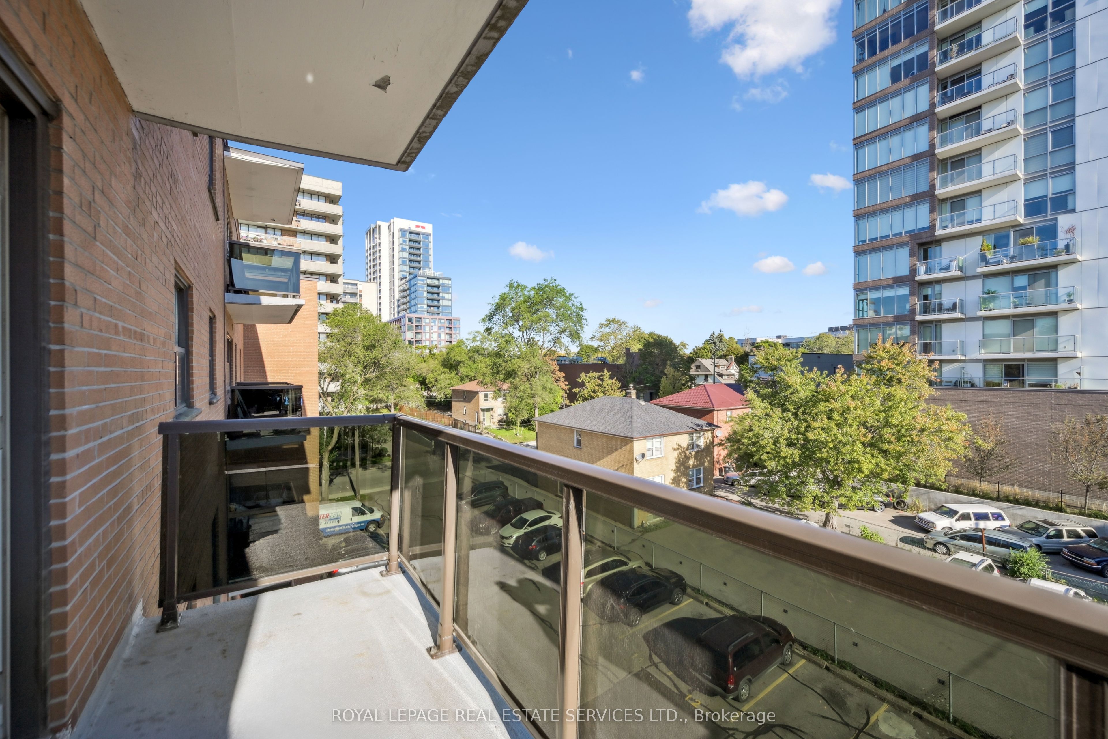 Additional image 6 of 302-7 Helene Street N, Mississauga, ON, L5G 3B3